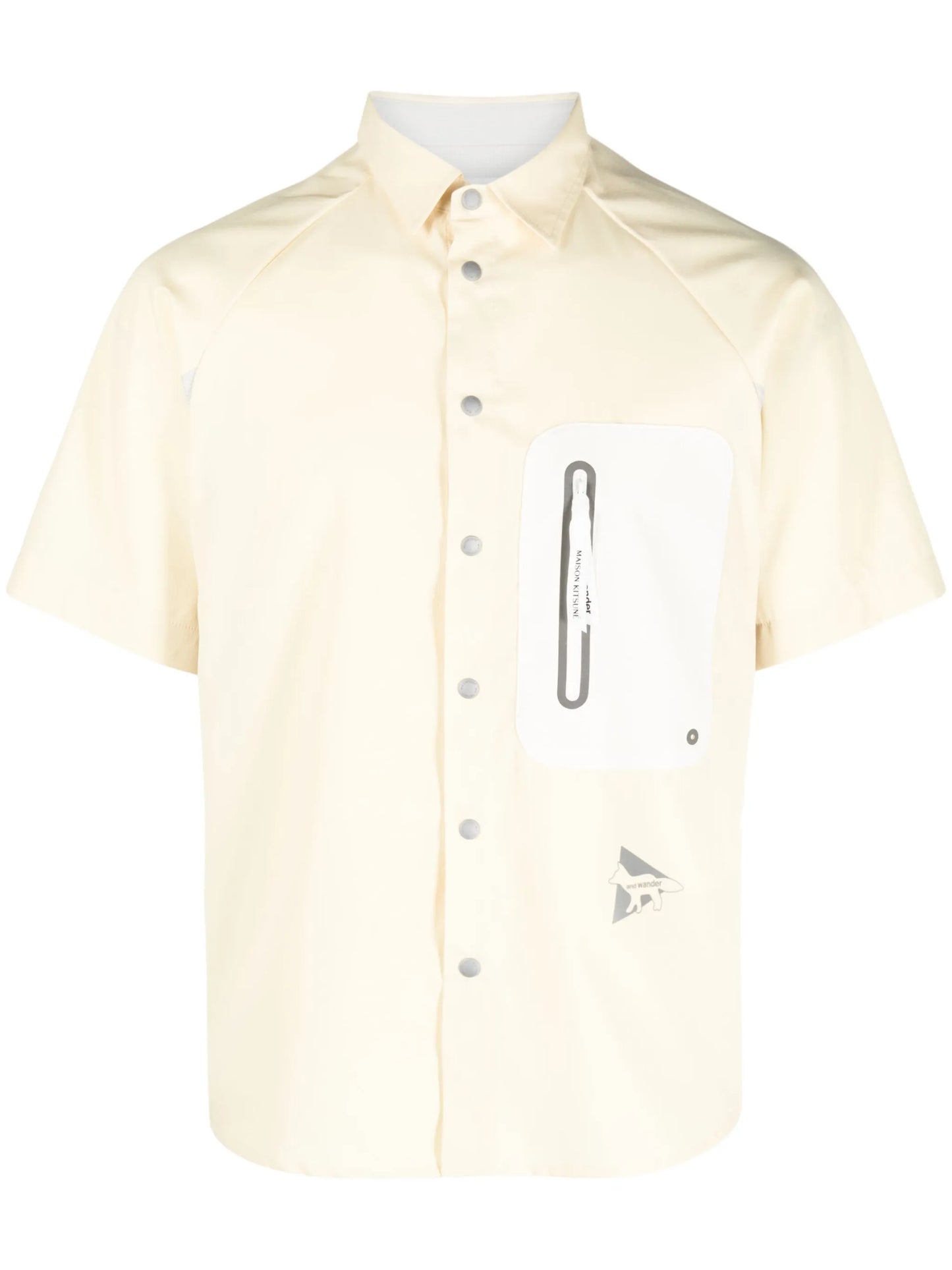 short-sleeve button-fastening shirt