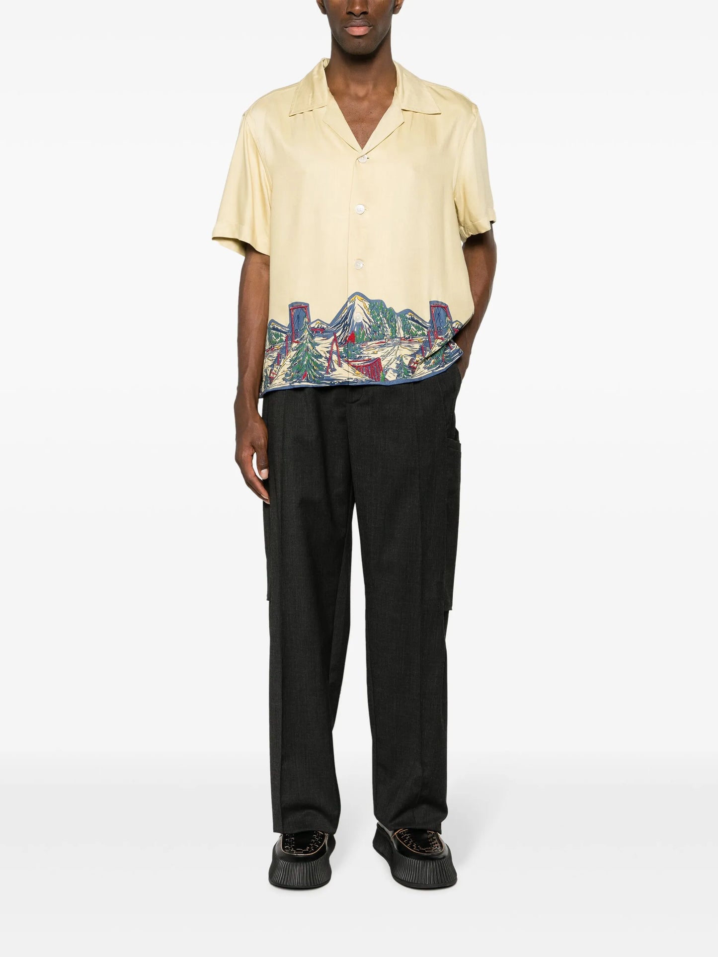 graphic-print short sleeve shirt