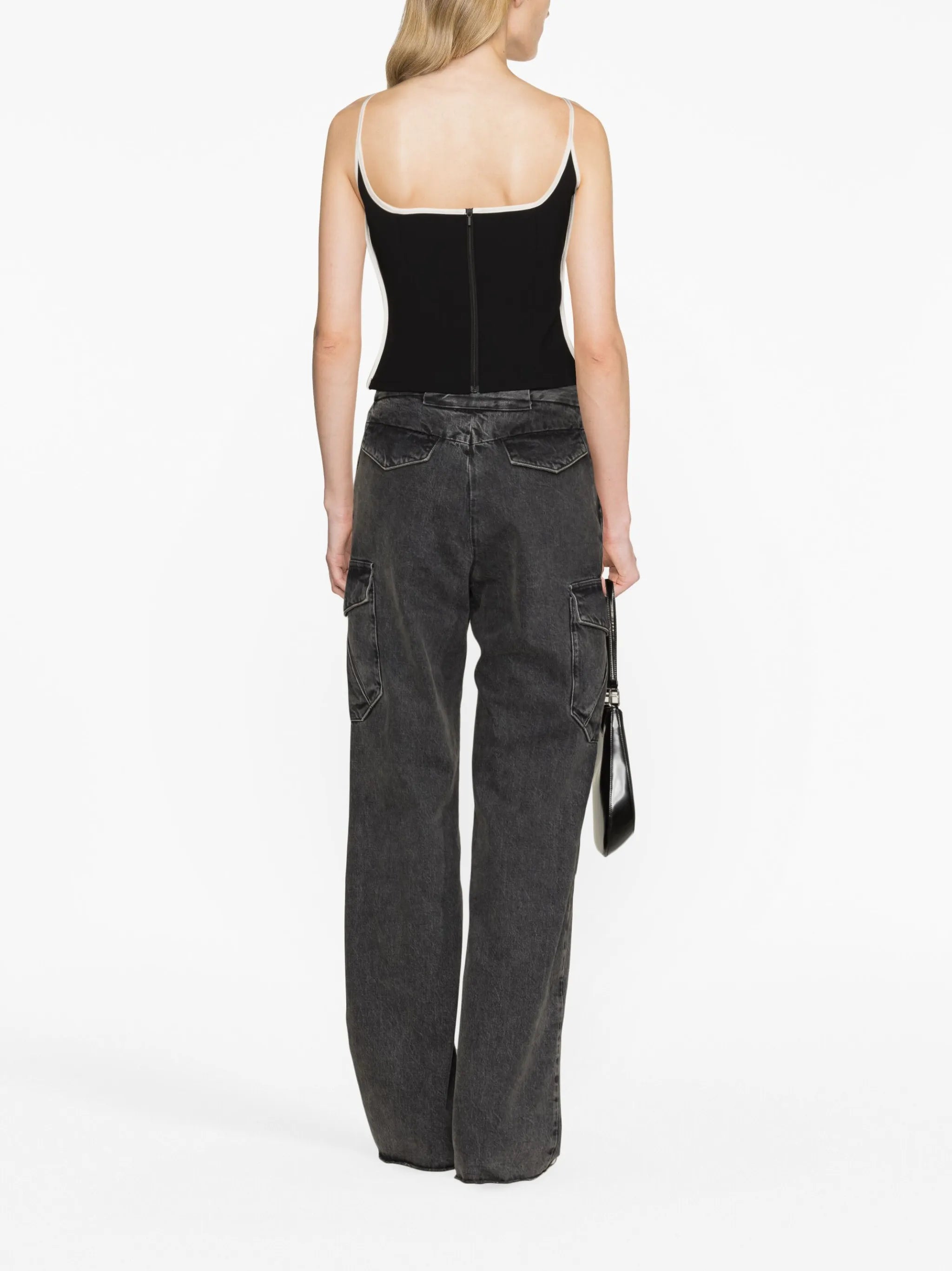 Heart contrast-trim singlet top