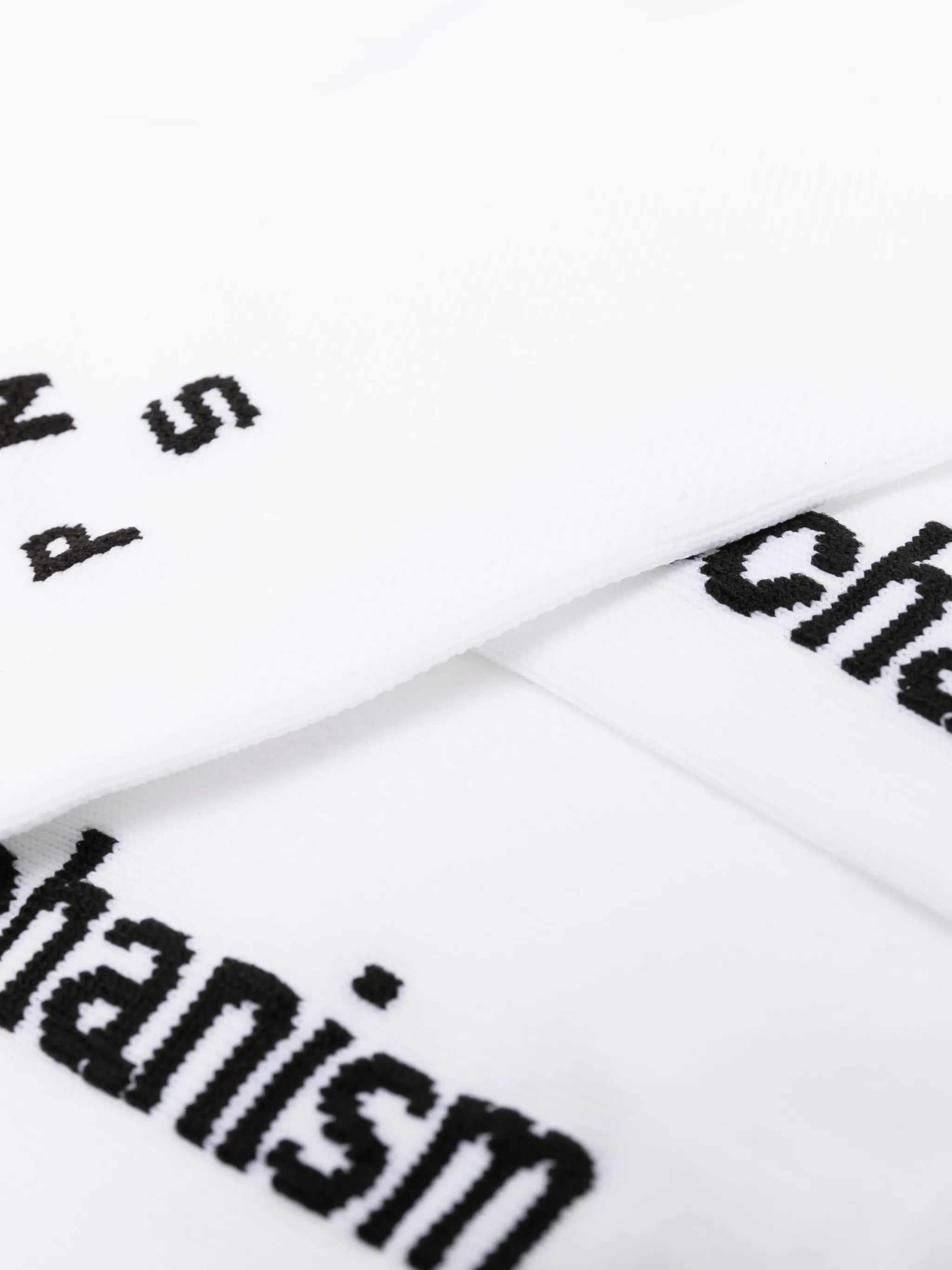 Mechanism intarsia-logo socks