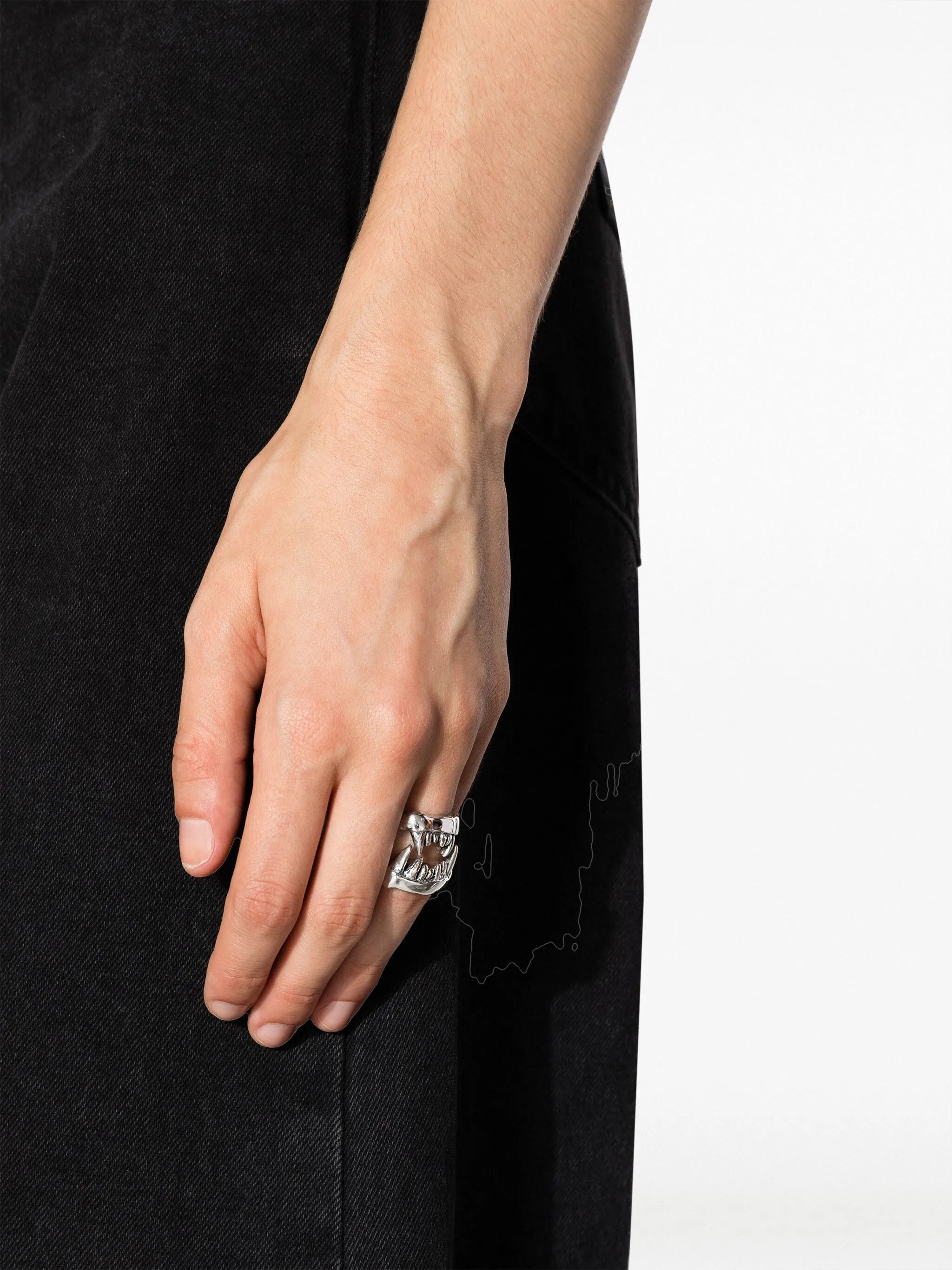 Sirens Kiss ring