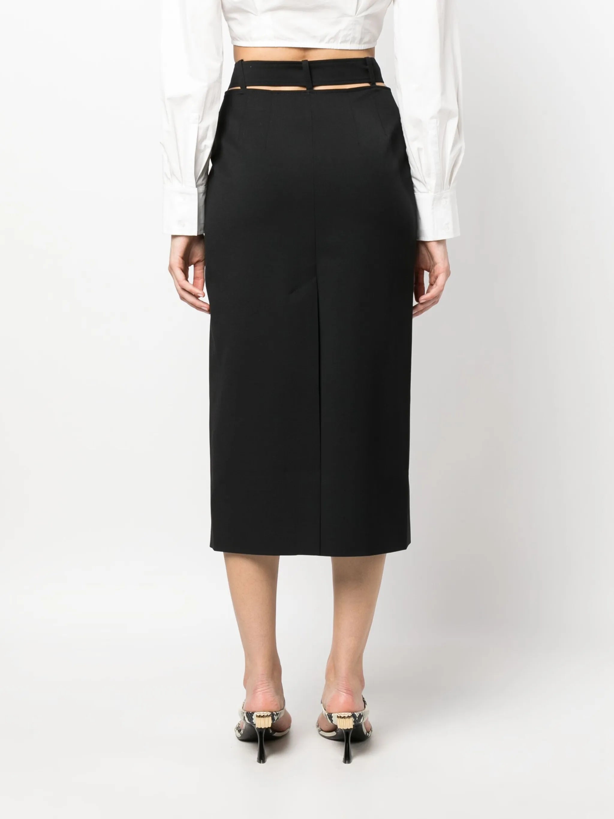geometric-belt pencil skirt