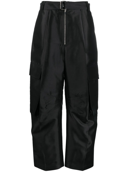 cargo-pockets wide-leg trousers
