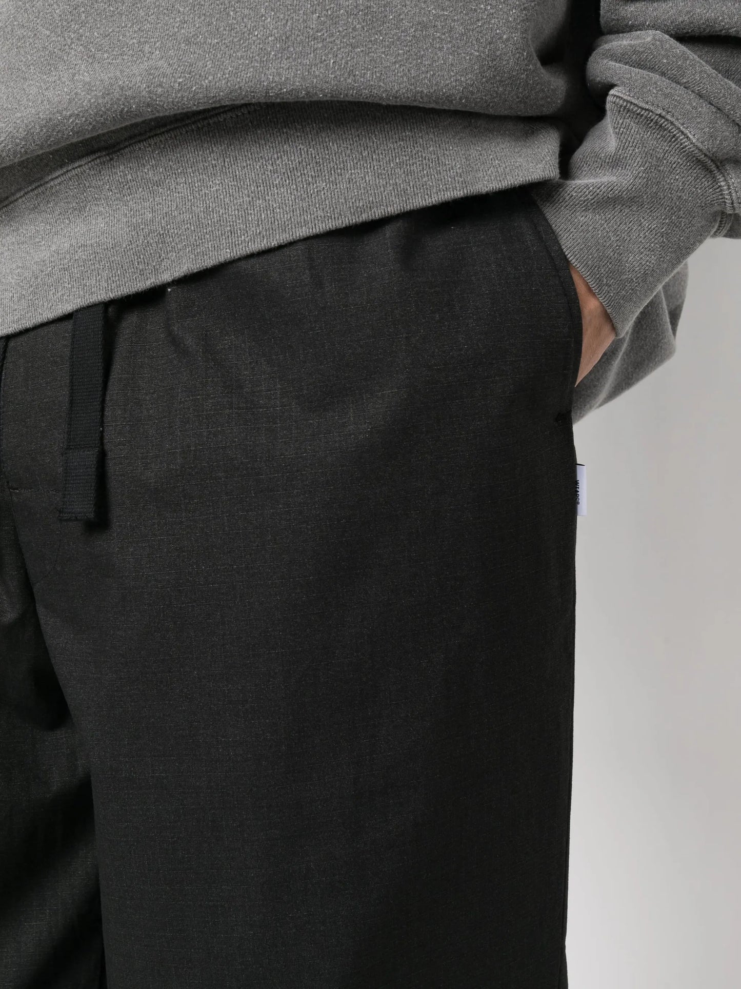 straight-leg cotton trousers