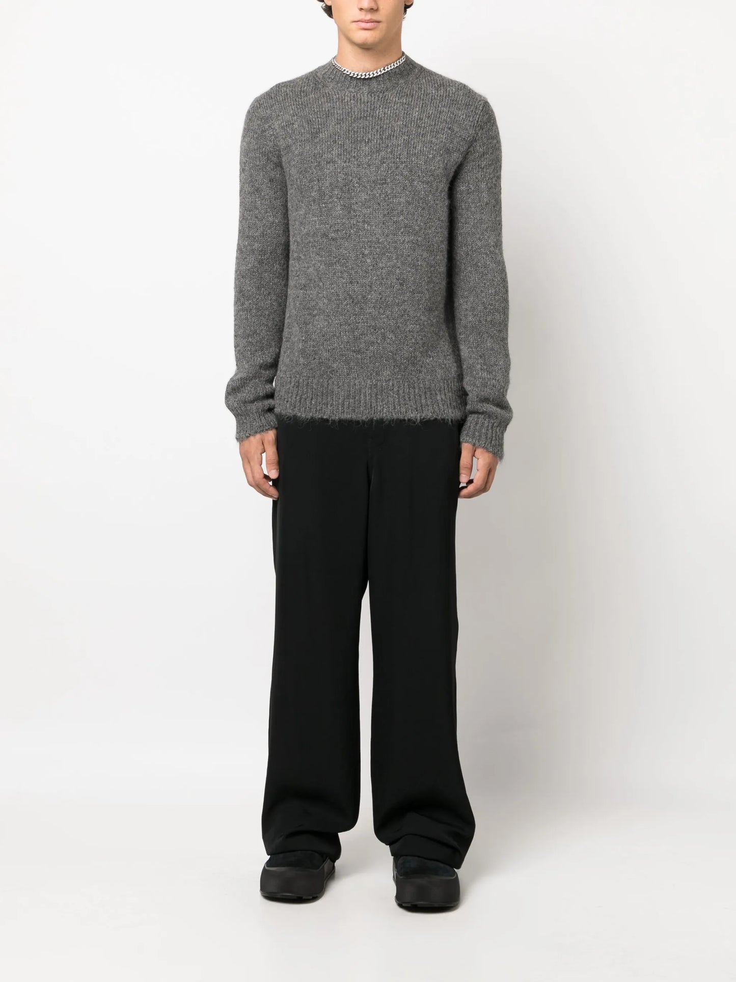crew-neck fine-knit jumper