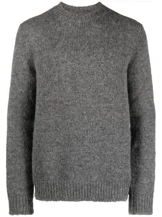 crew-neck fine-knit jumper