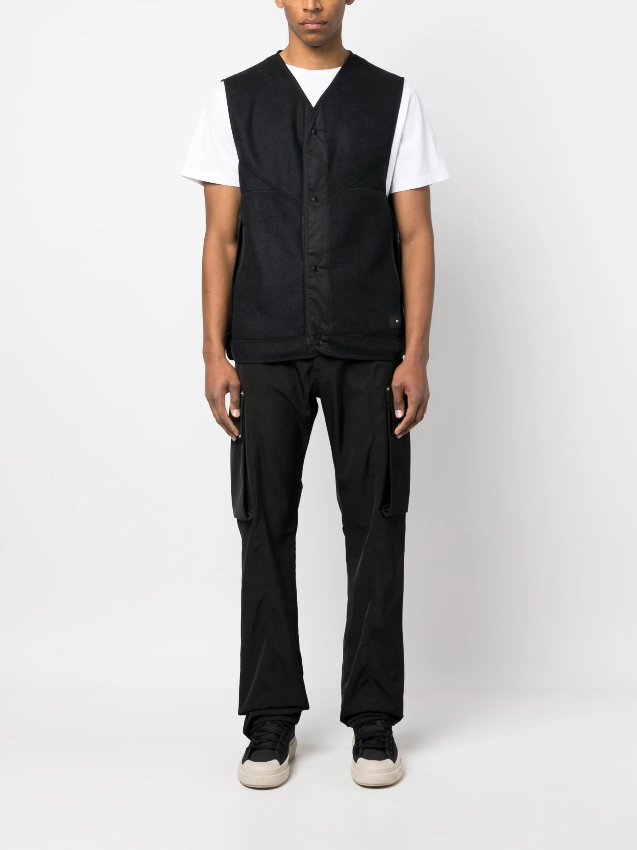 logo-patch sleeveless jacket