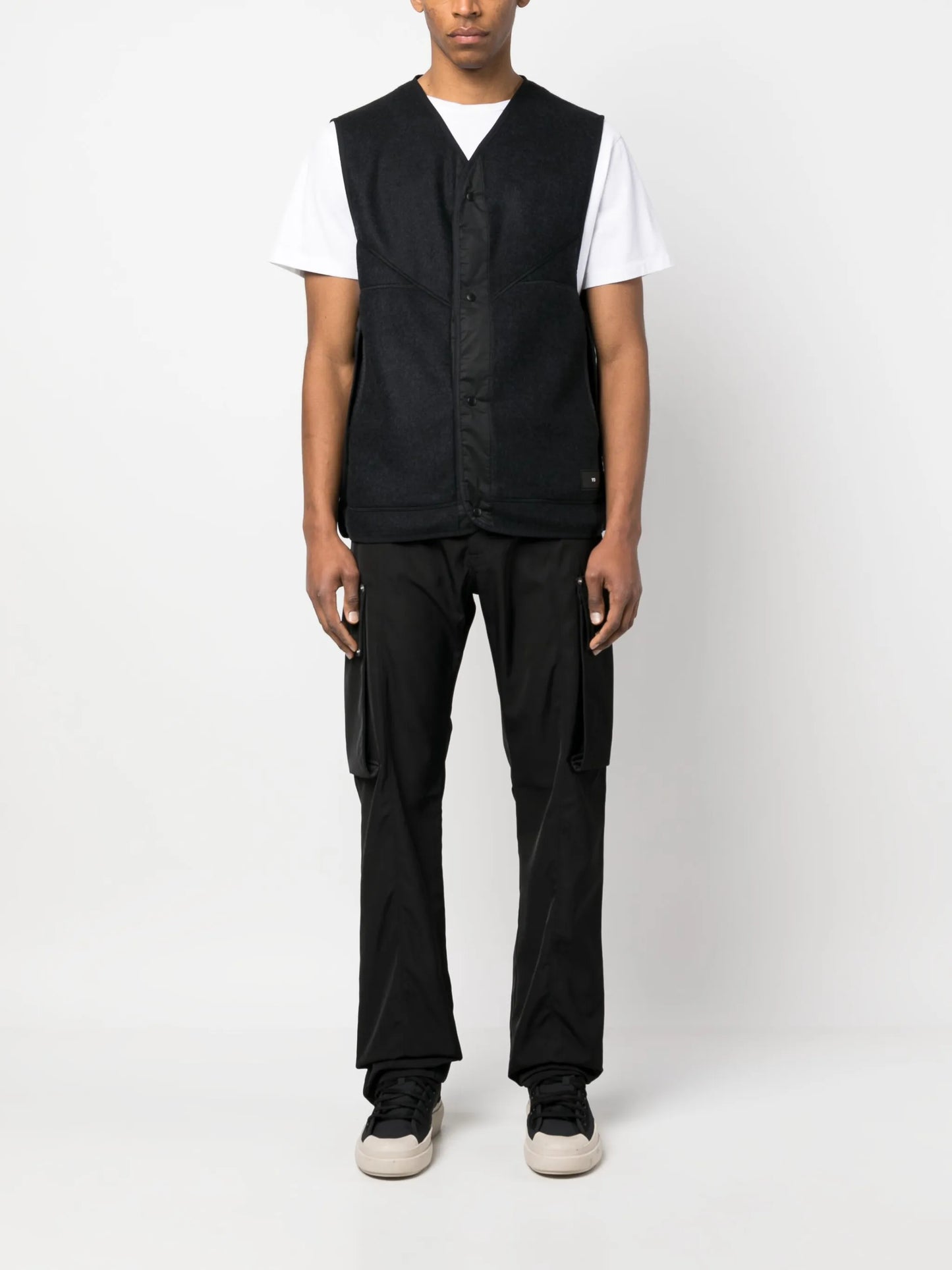 logo-patch sleeveless jacket