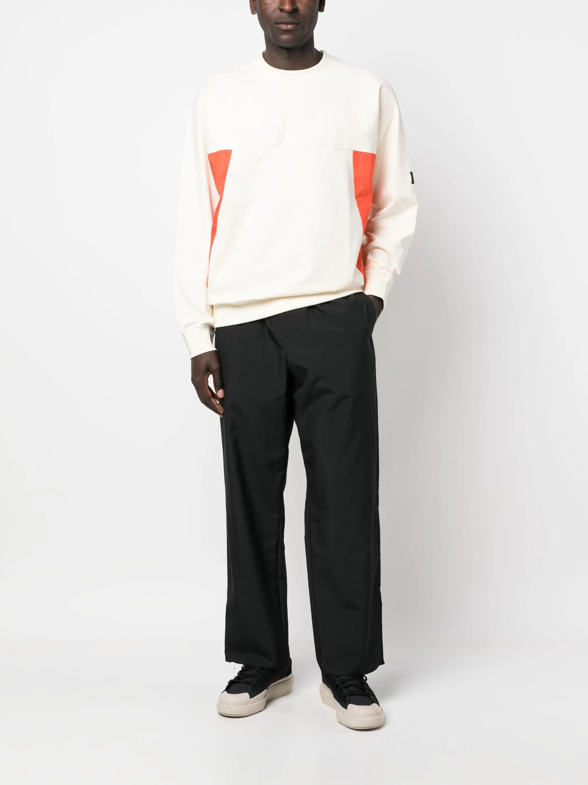 logo-patch crew-neck sweatshirt
