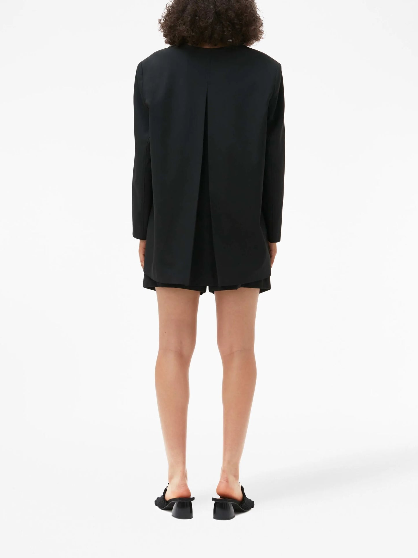 single-breasted blazer