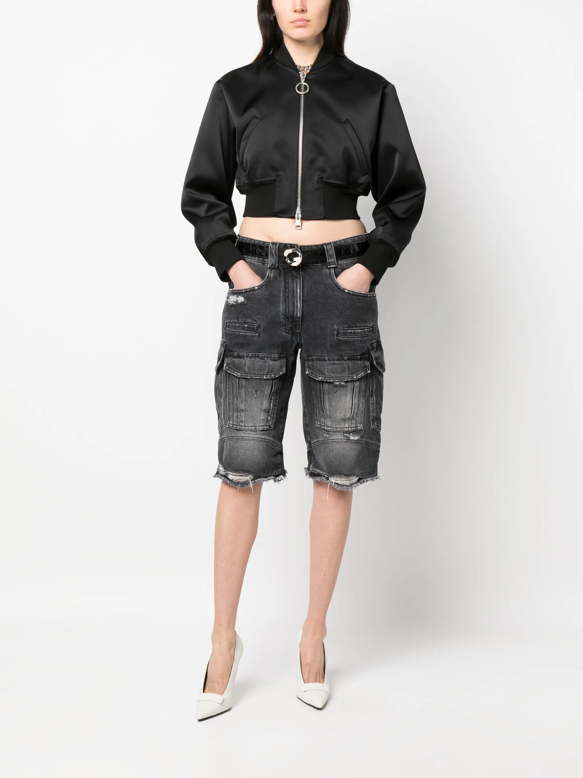 multi-pocket denim shorts