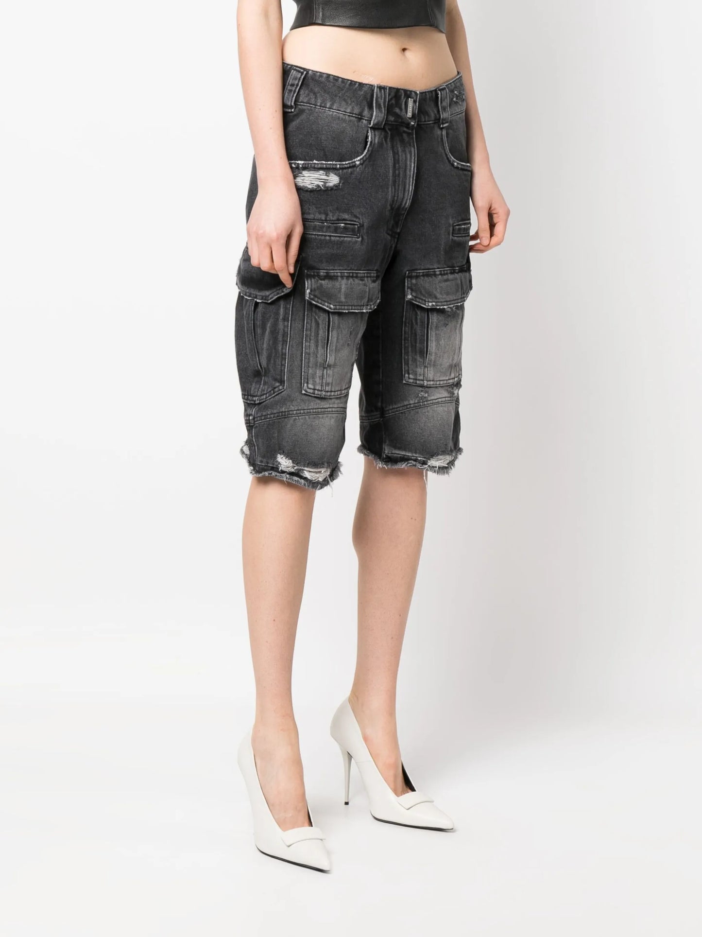 multi-pocket denim shorts