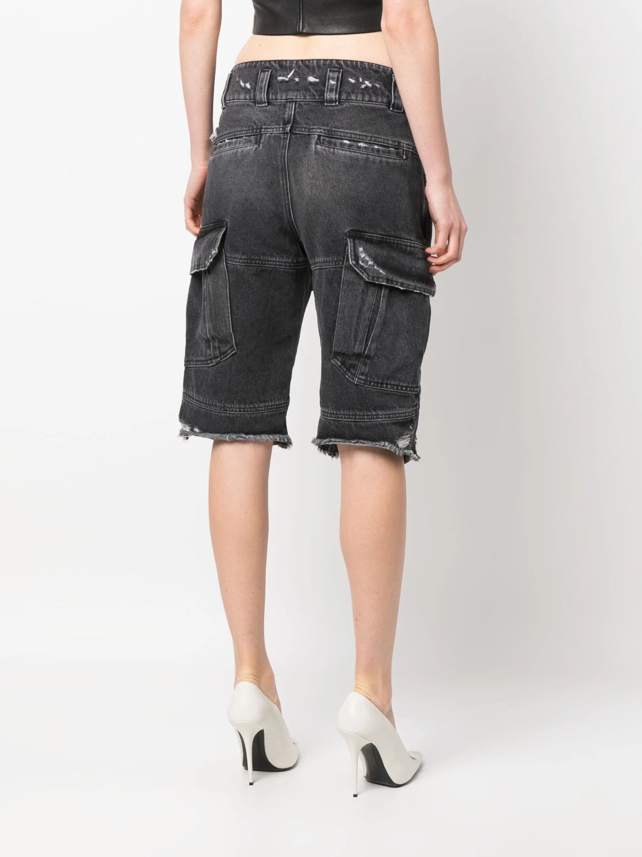 multi-pocket denim shorts