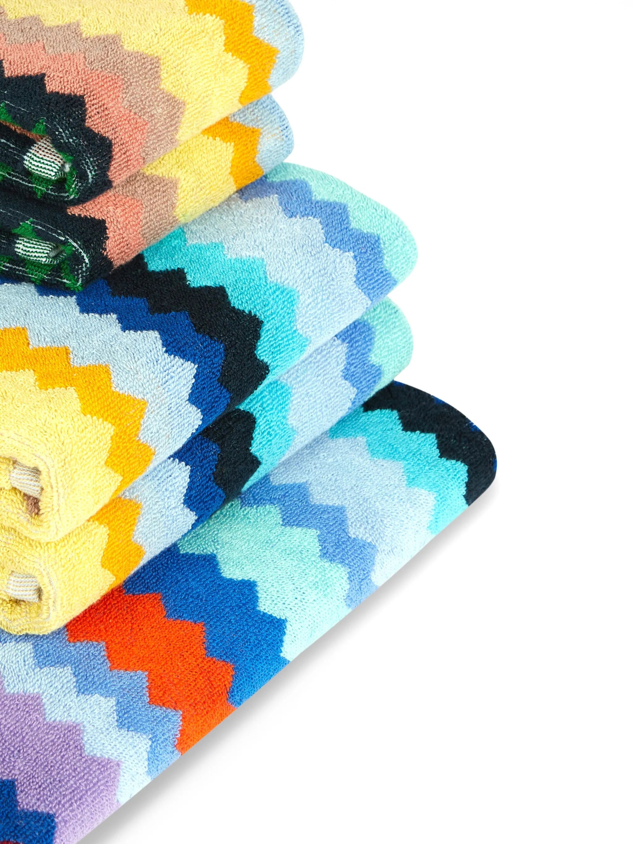 zigzag-detail bath towels (set of five)