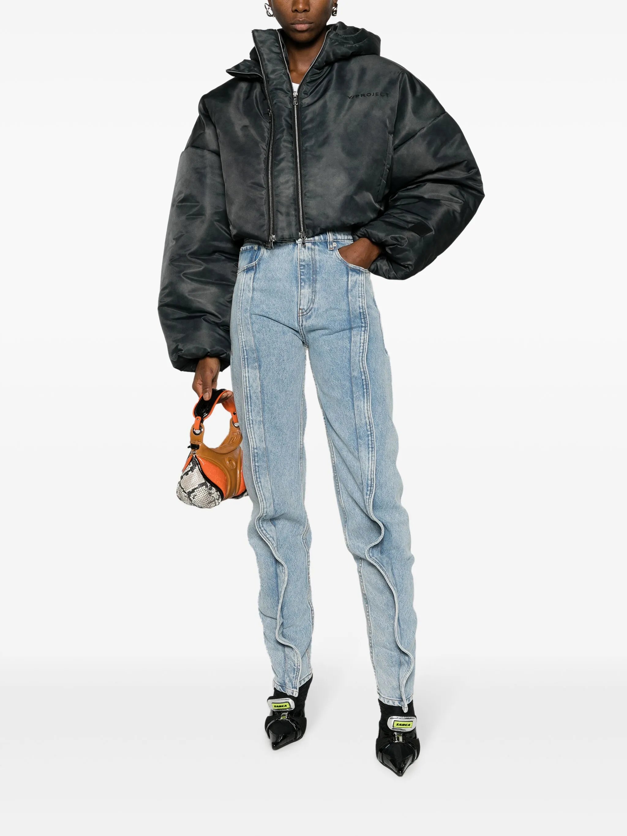 logo-embroidered cropped puffer jacket