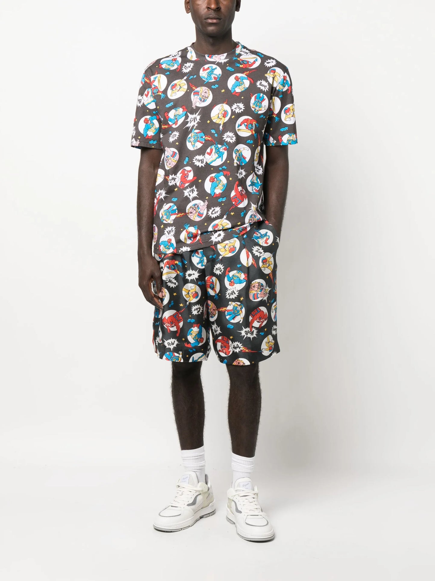 illustration-print cotton T-shirt