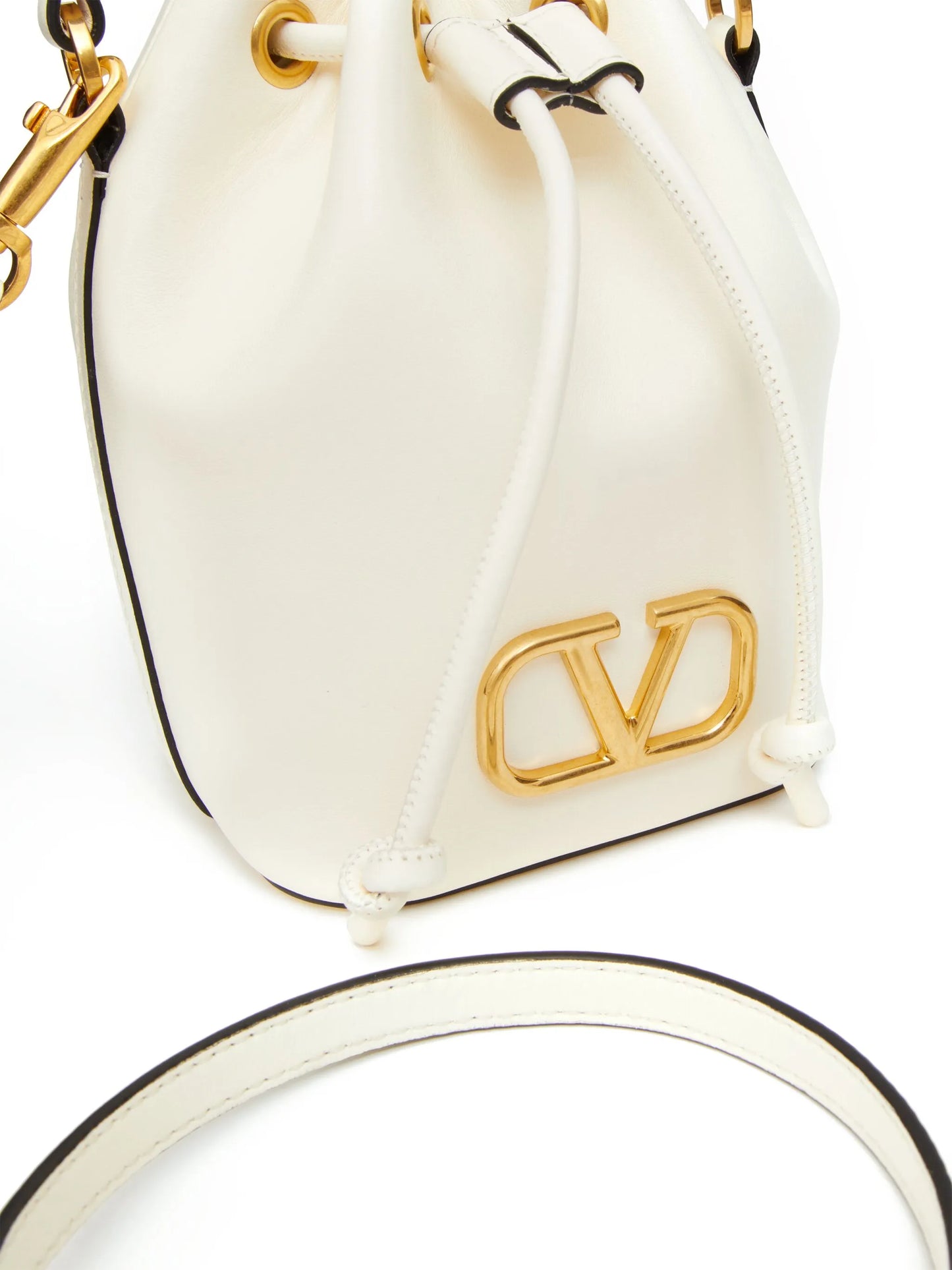 mini VLogo Signature leather bucket bag