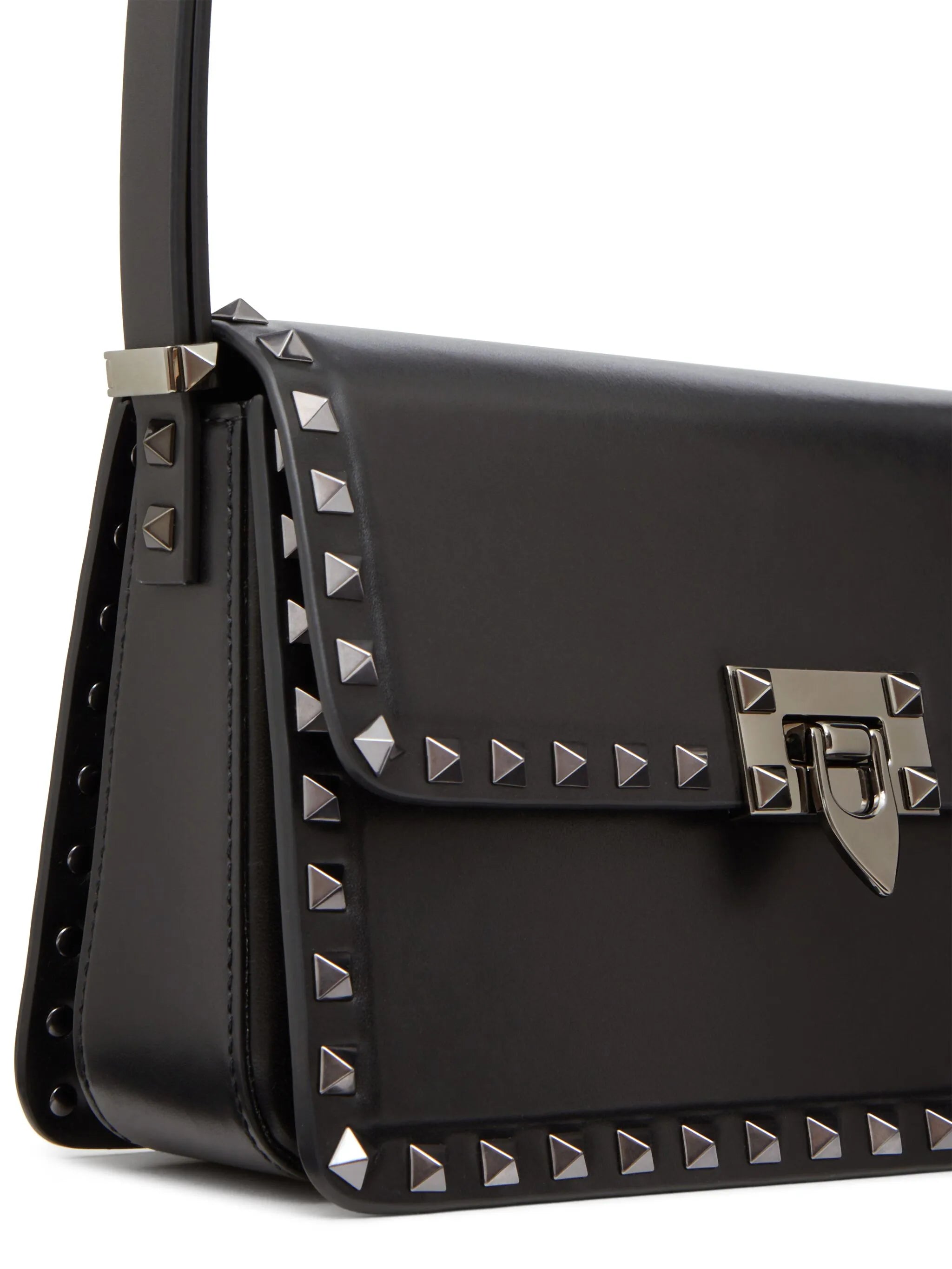 Rockstud23 leather shoulder bag