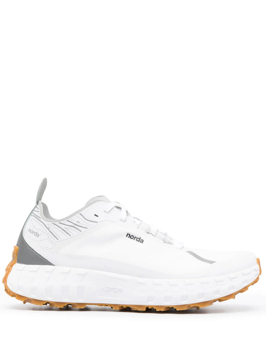 001 trail sneakers
