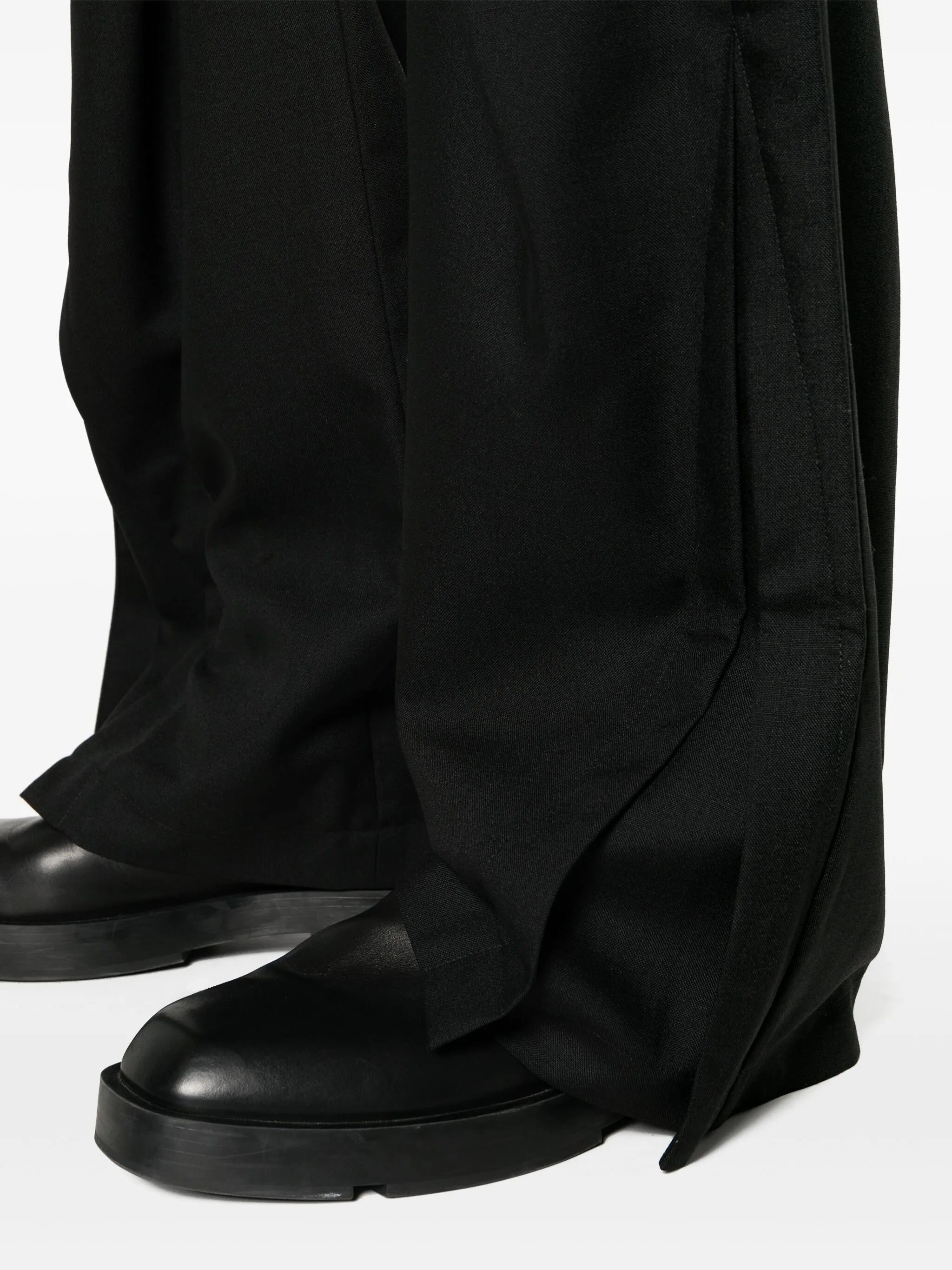 Amalgamate pleat-detail straight-leg trousers