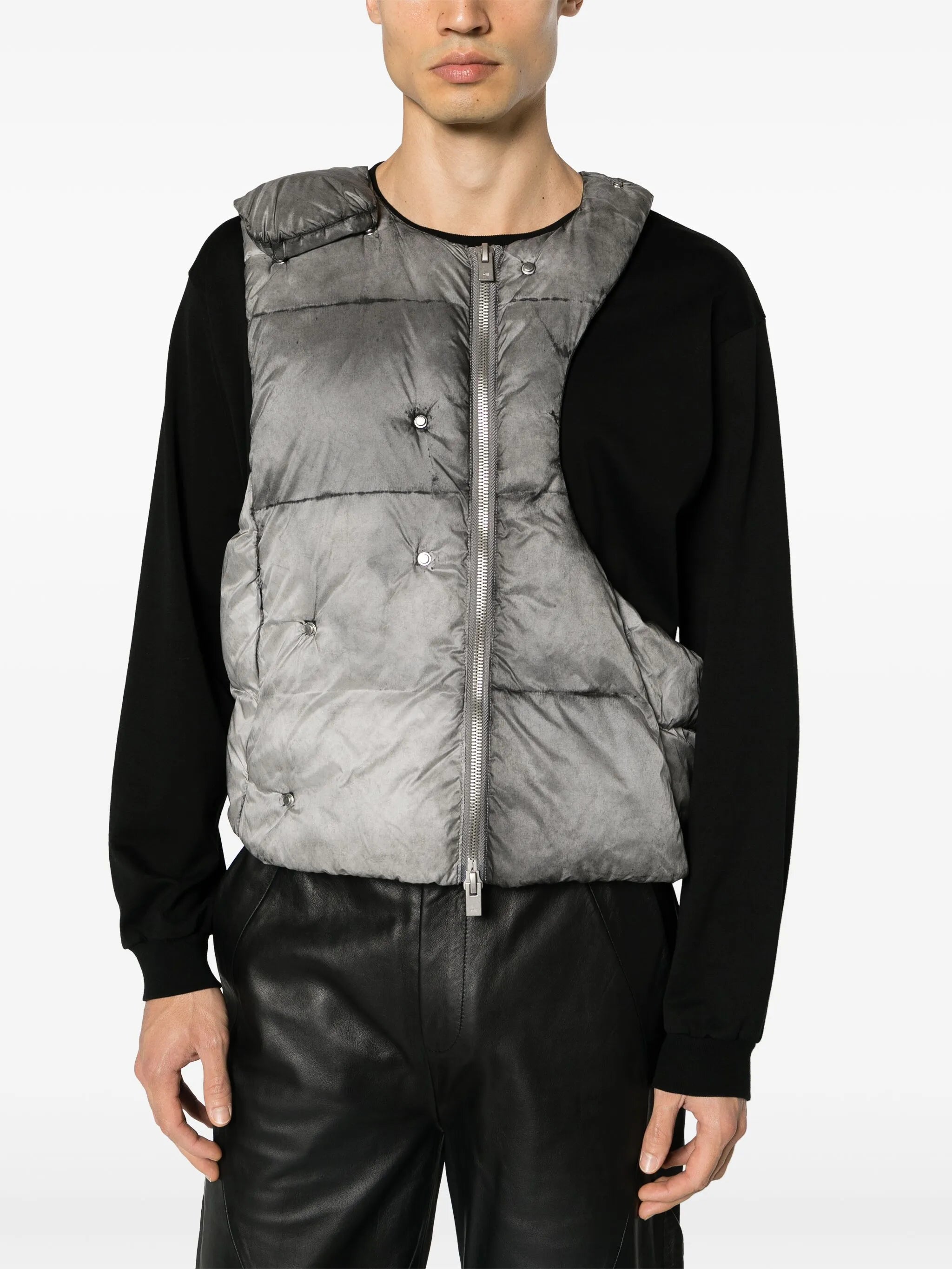 Weathering asymmetric gilet