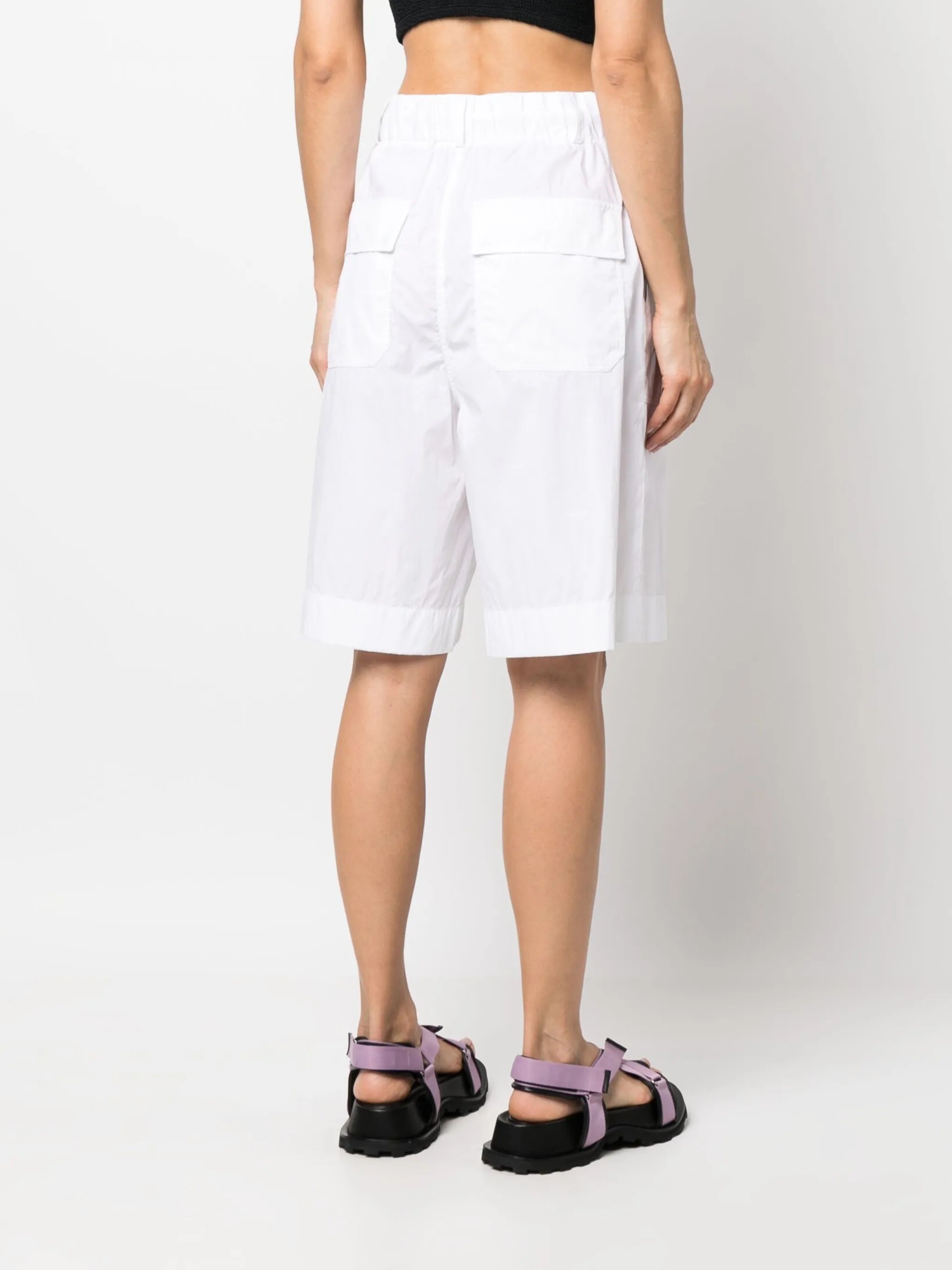 knee-length drawstring shorts