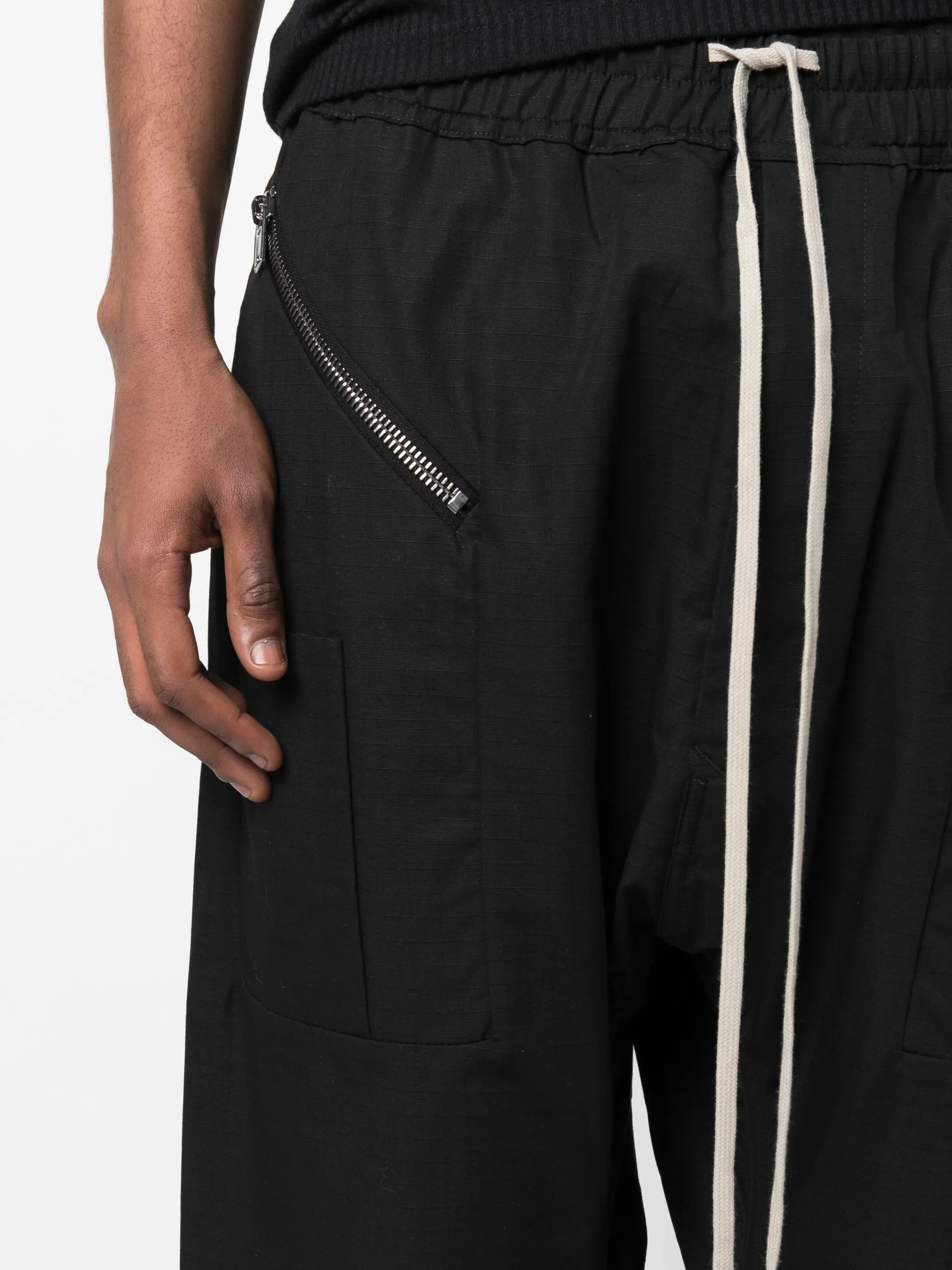 drawstring-waistband cropped trousers