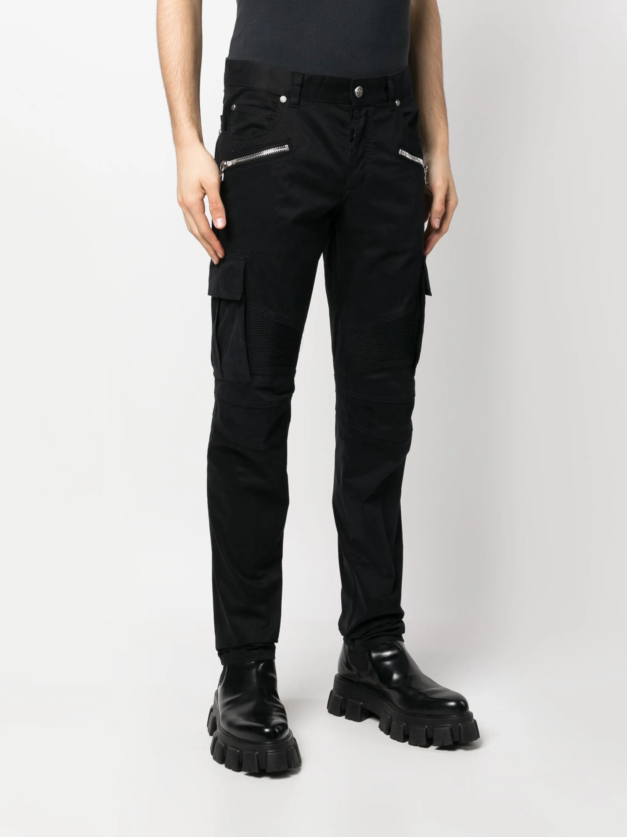 straight-leg cargo pants