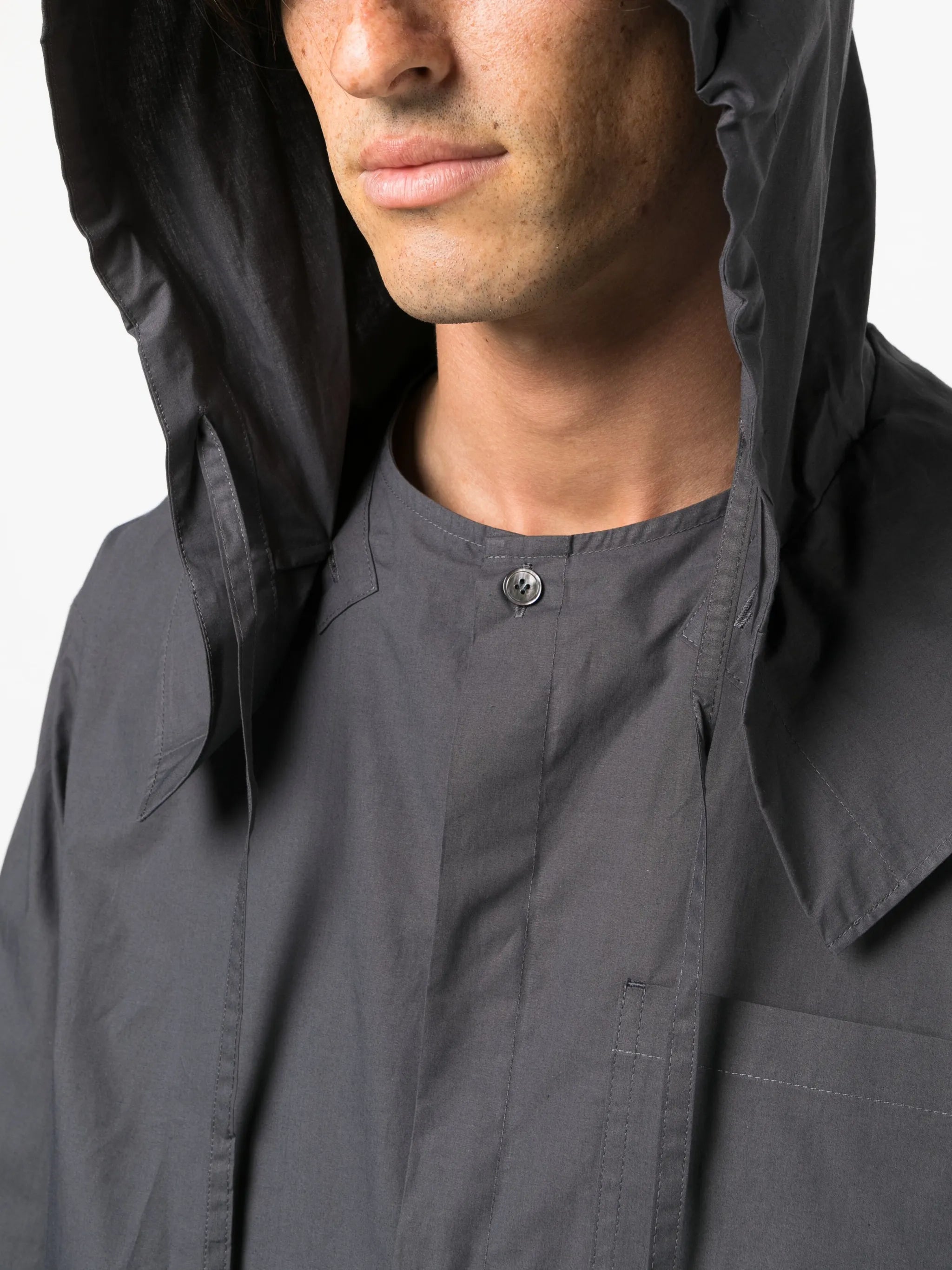 detachable-hood cotton shirt
