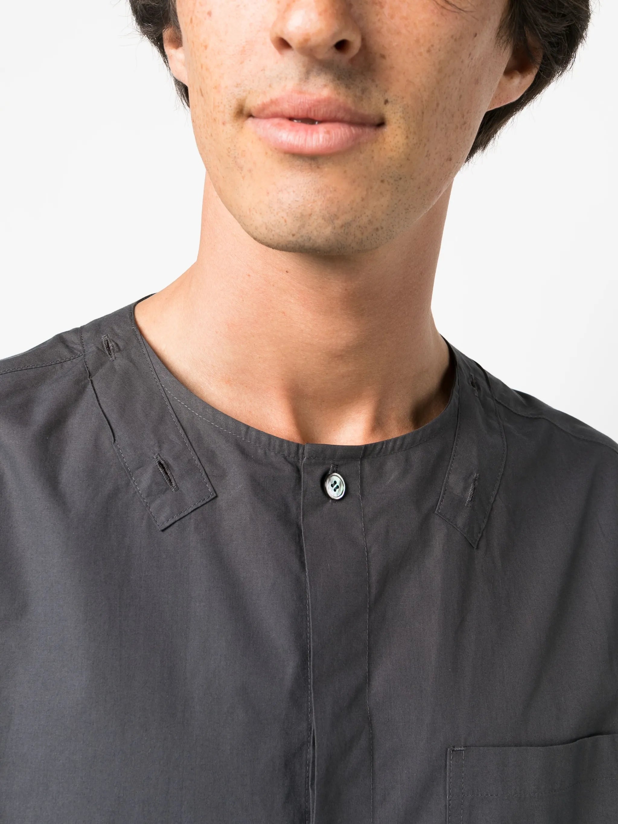detachable-hood cotton shirt