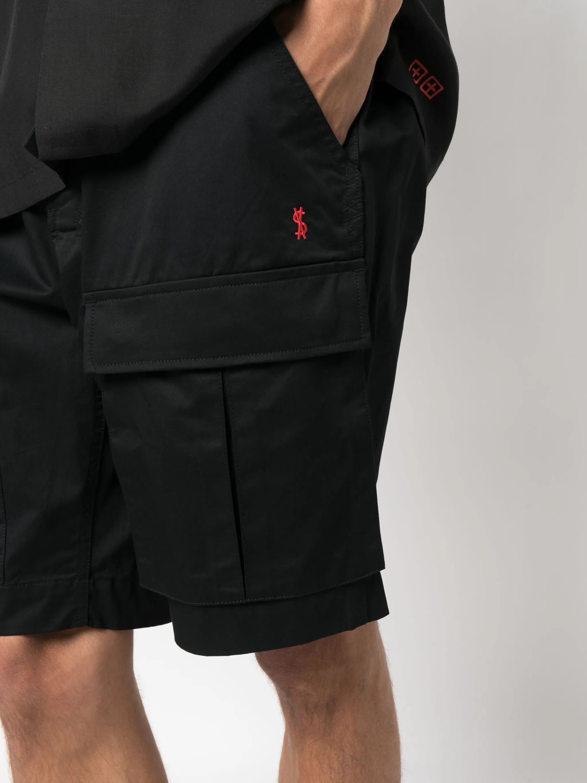 Fugitive cargo shorts