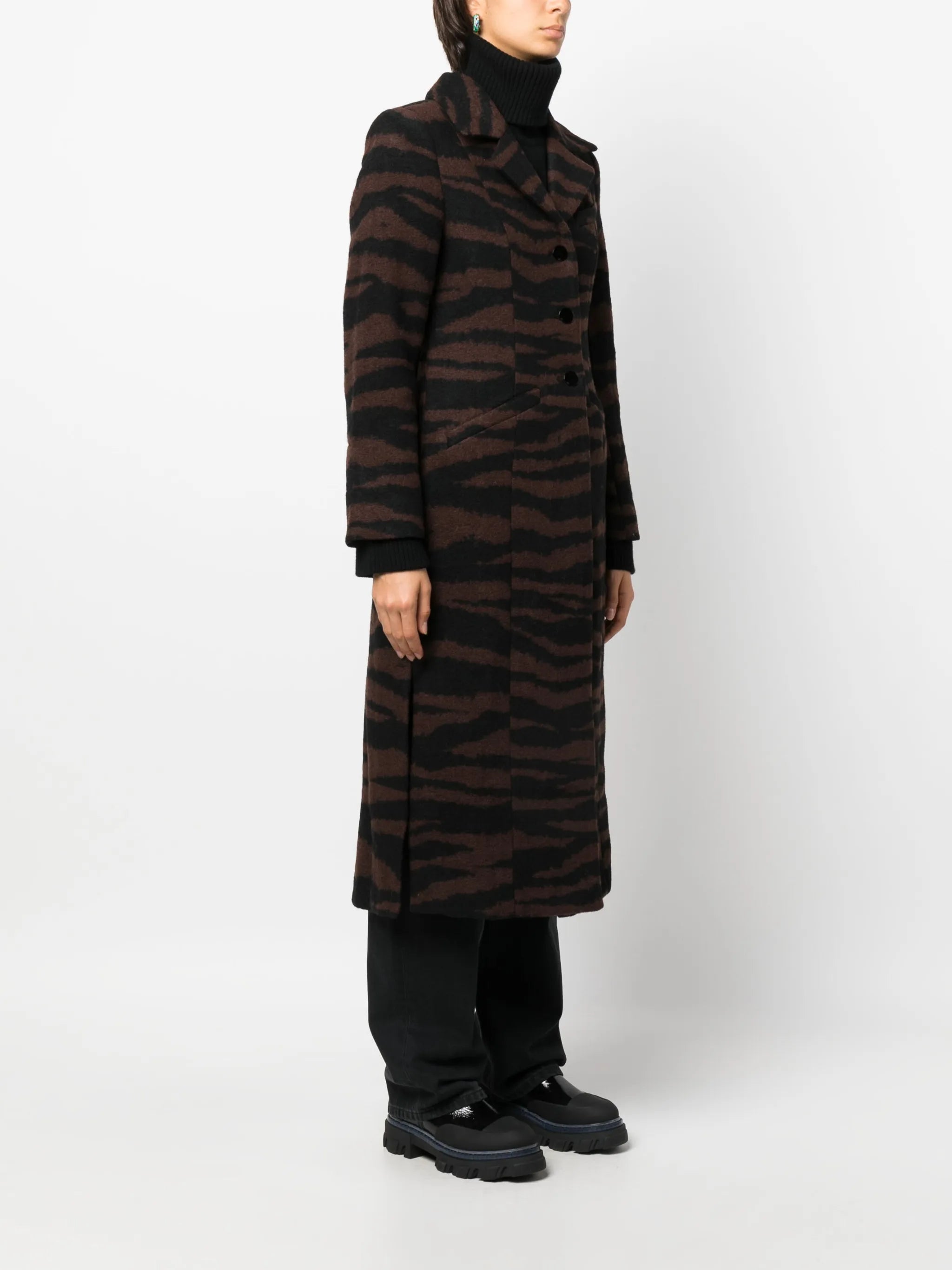 leopard-jacquard long coat