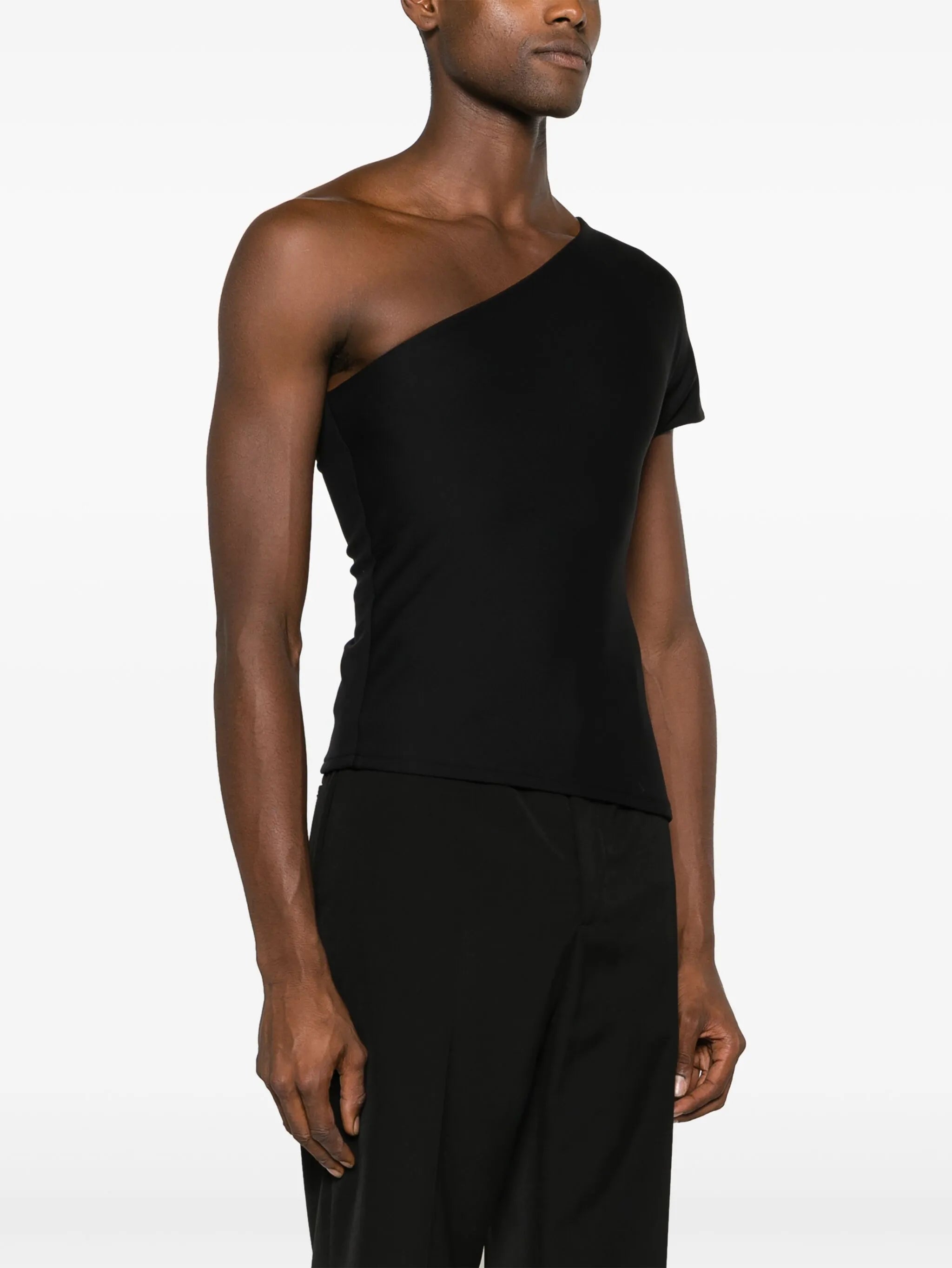 asymmetric-neck one-shoulder T-shirt