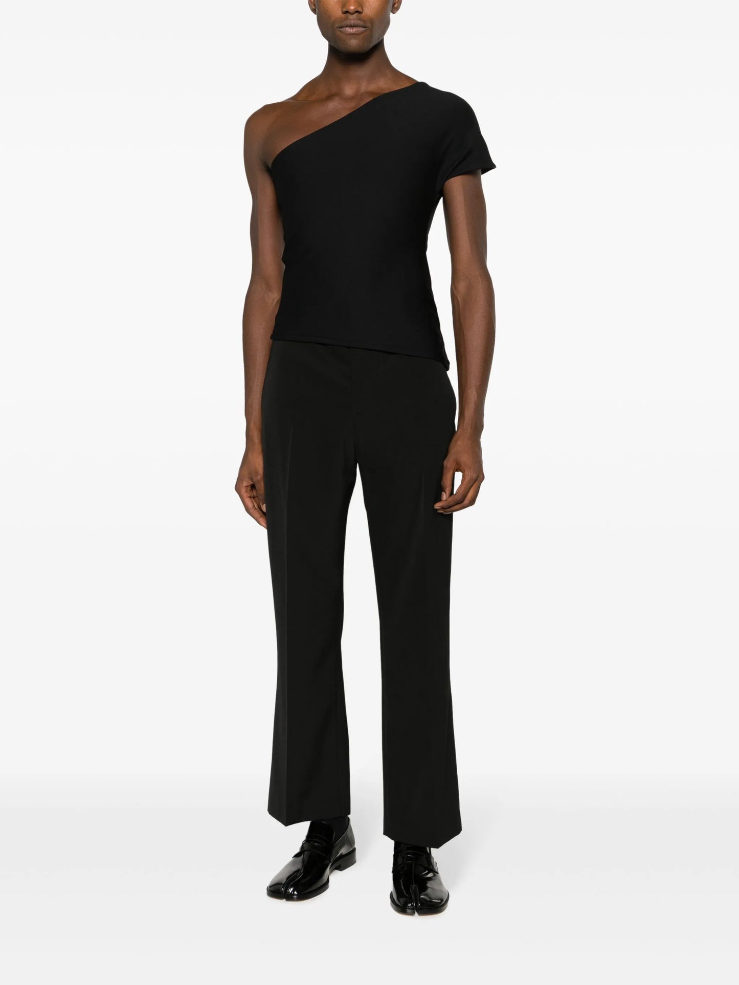 asymmetric-neck one-shoulder T-shirt