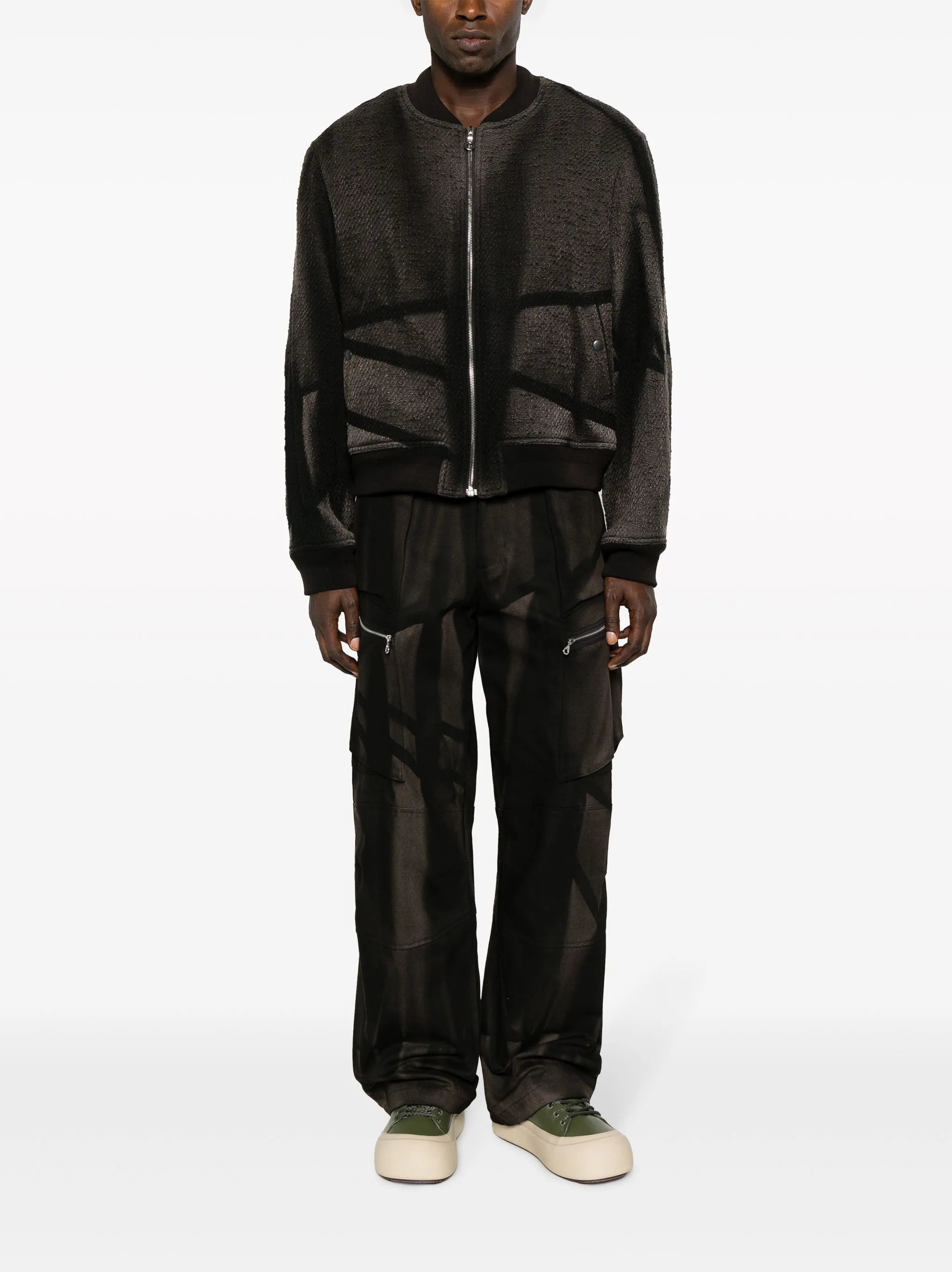 multi-pocket straight-leg trousers