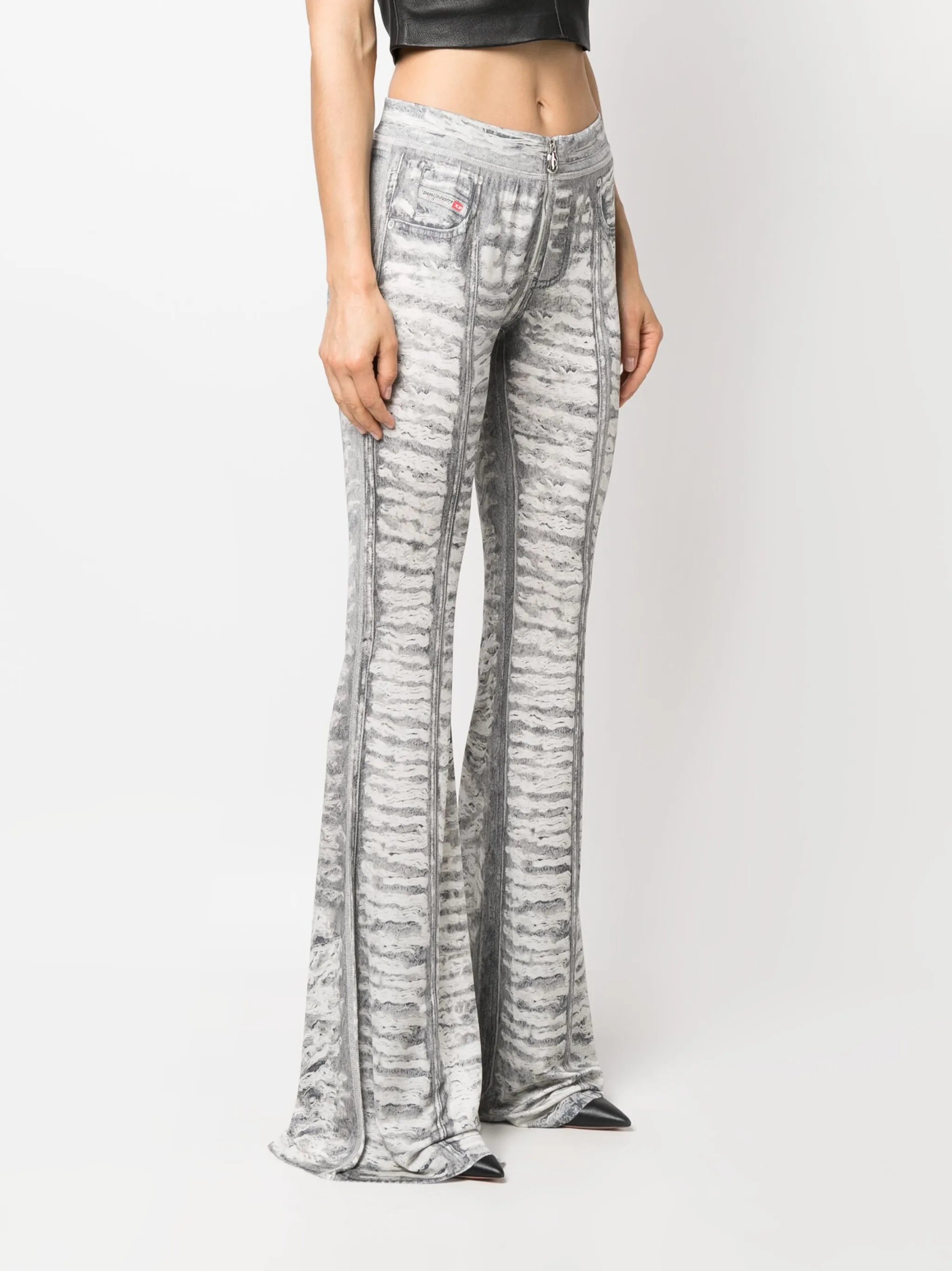 denim-print flared trousers