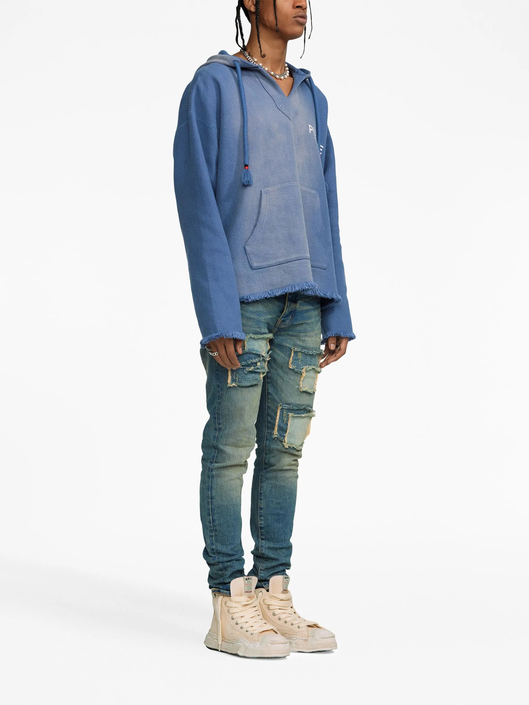 low-rise distressed skinny jeans