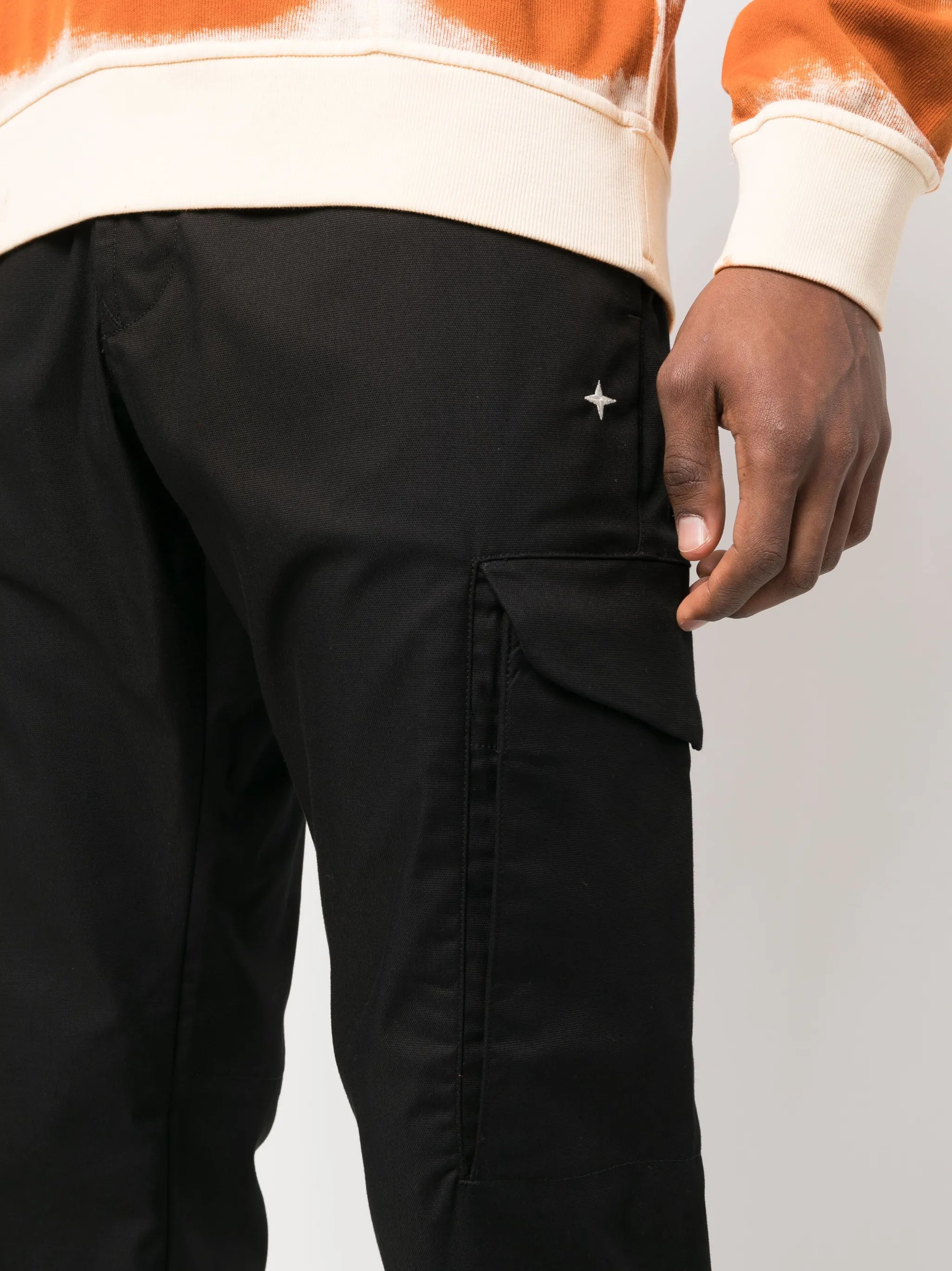 mid-rise tapered-leg trousers