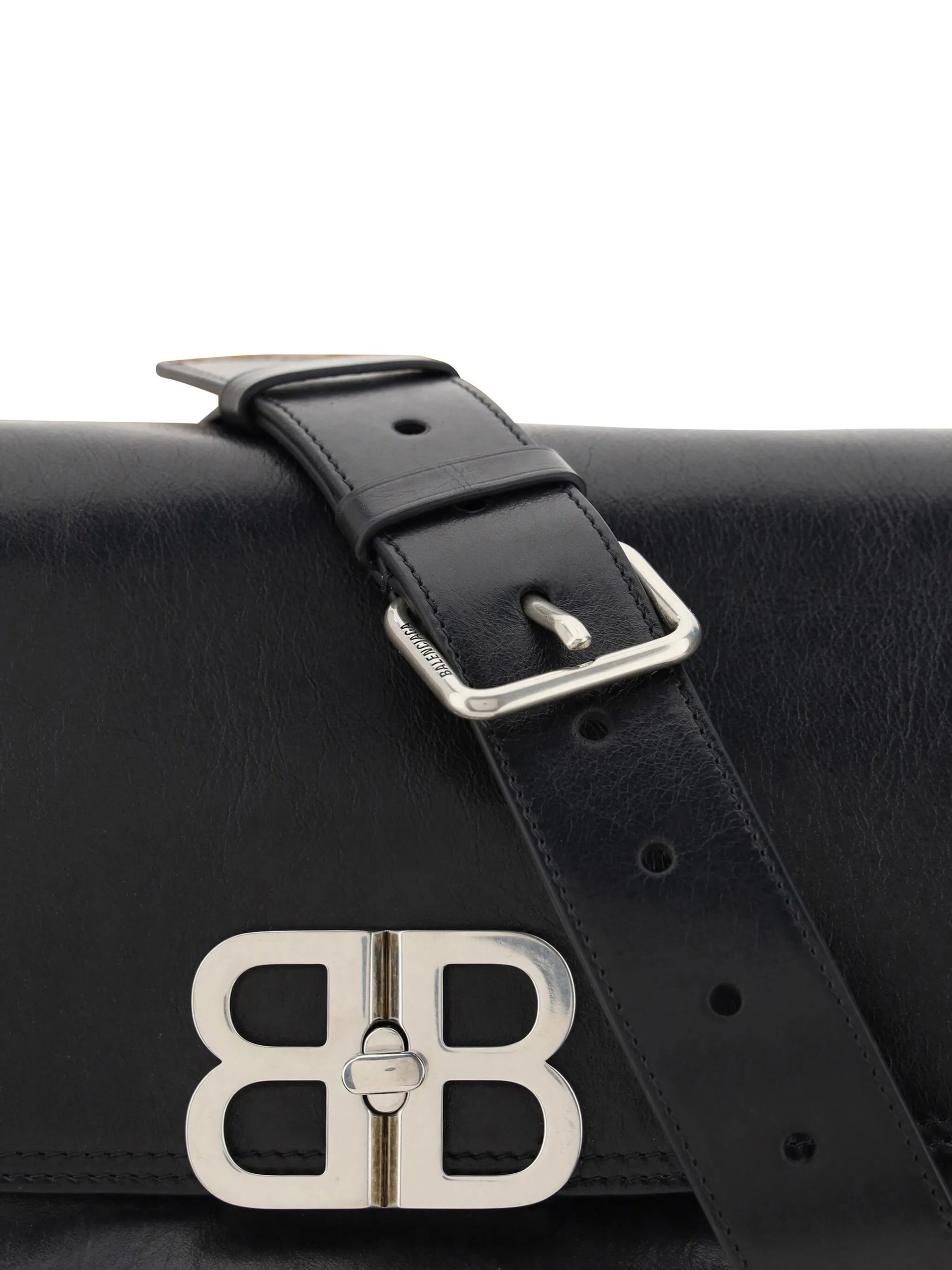 meduium BB Soft shoulder bag