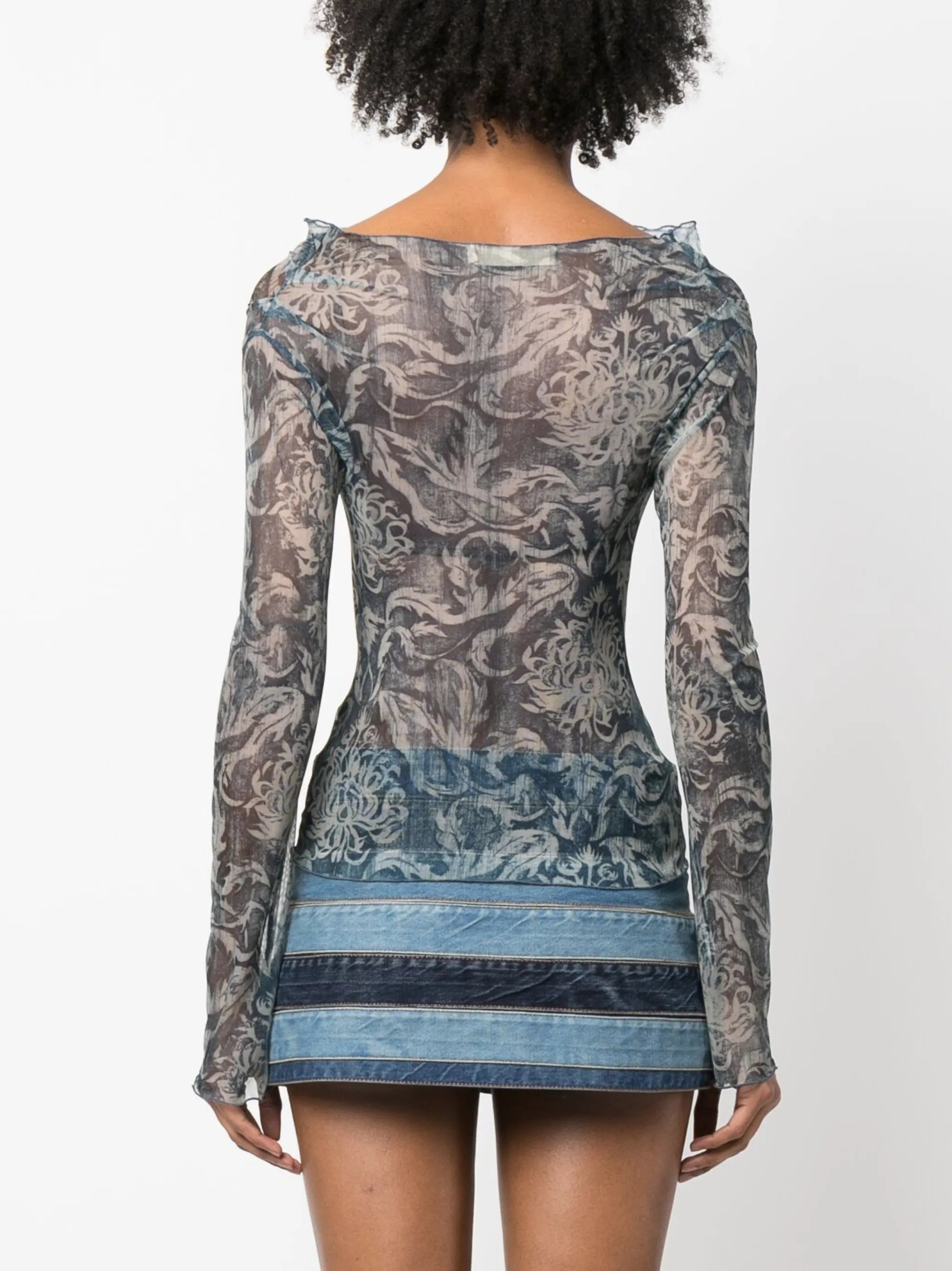 graphic-print long-sleeve top