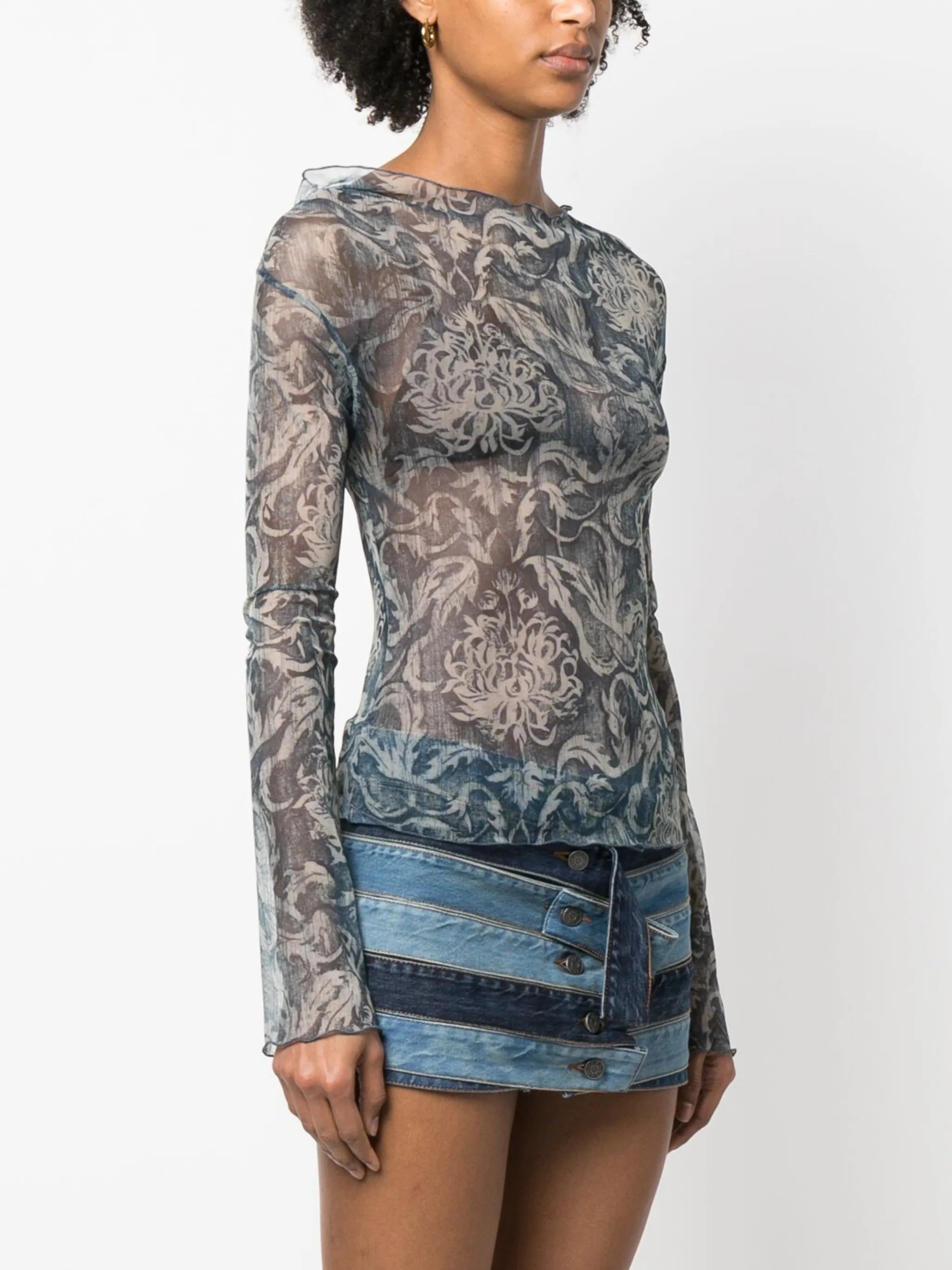 graphic-print long-sleeve top