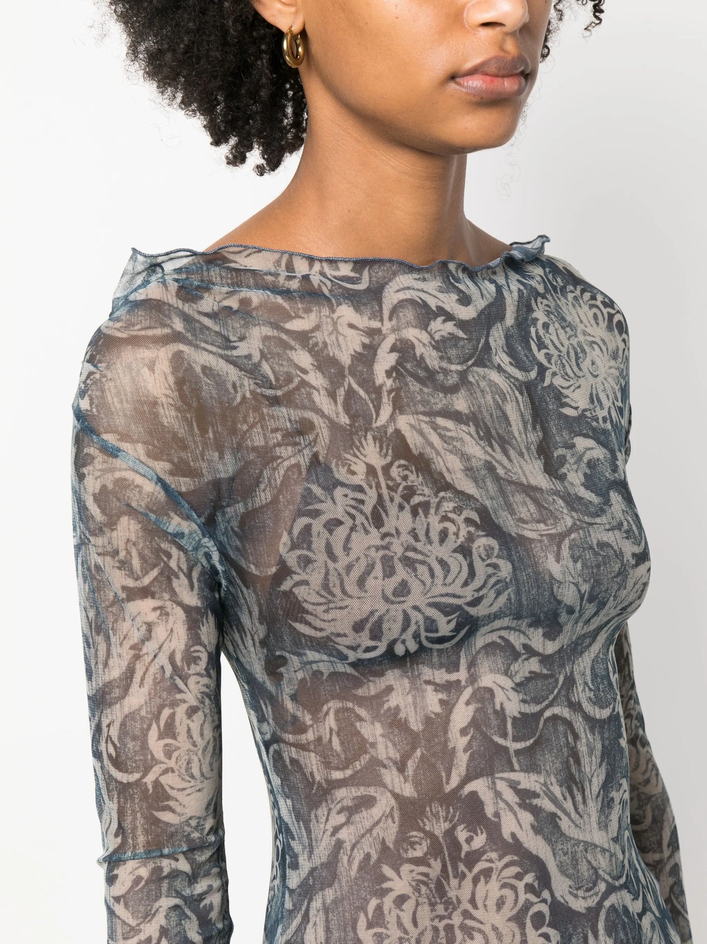 graphic-print long-sleeve top