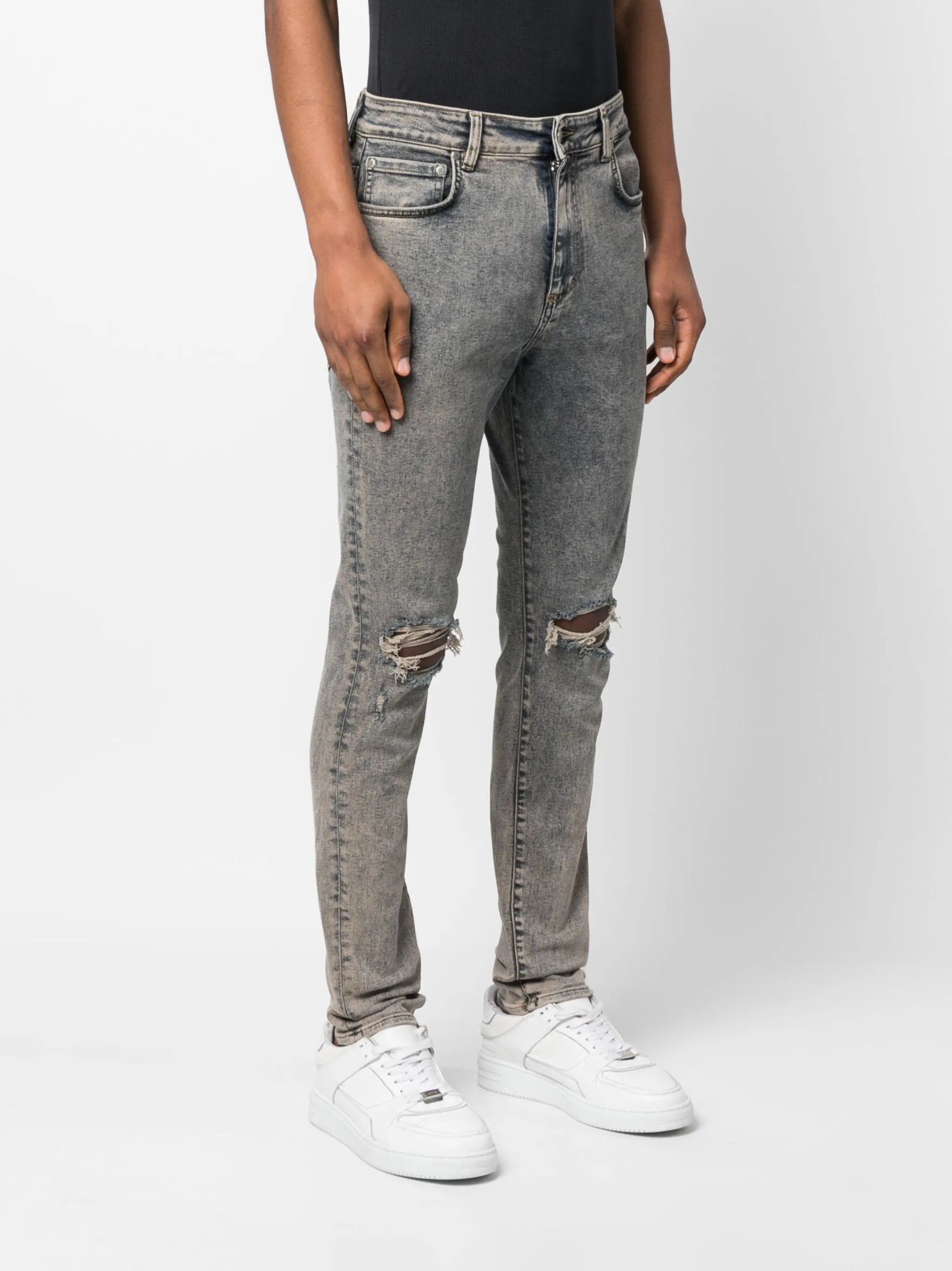 ripped-detail denim jeans