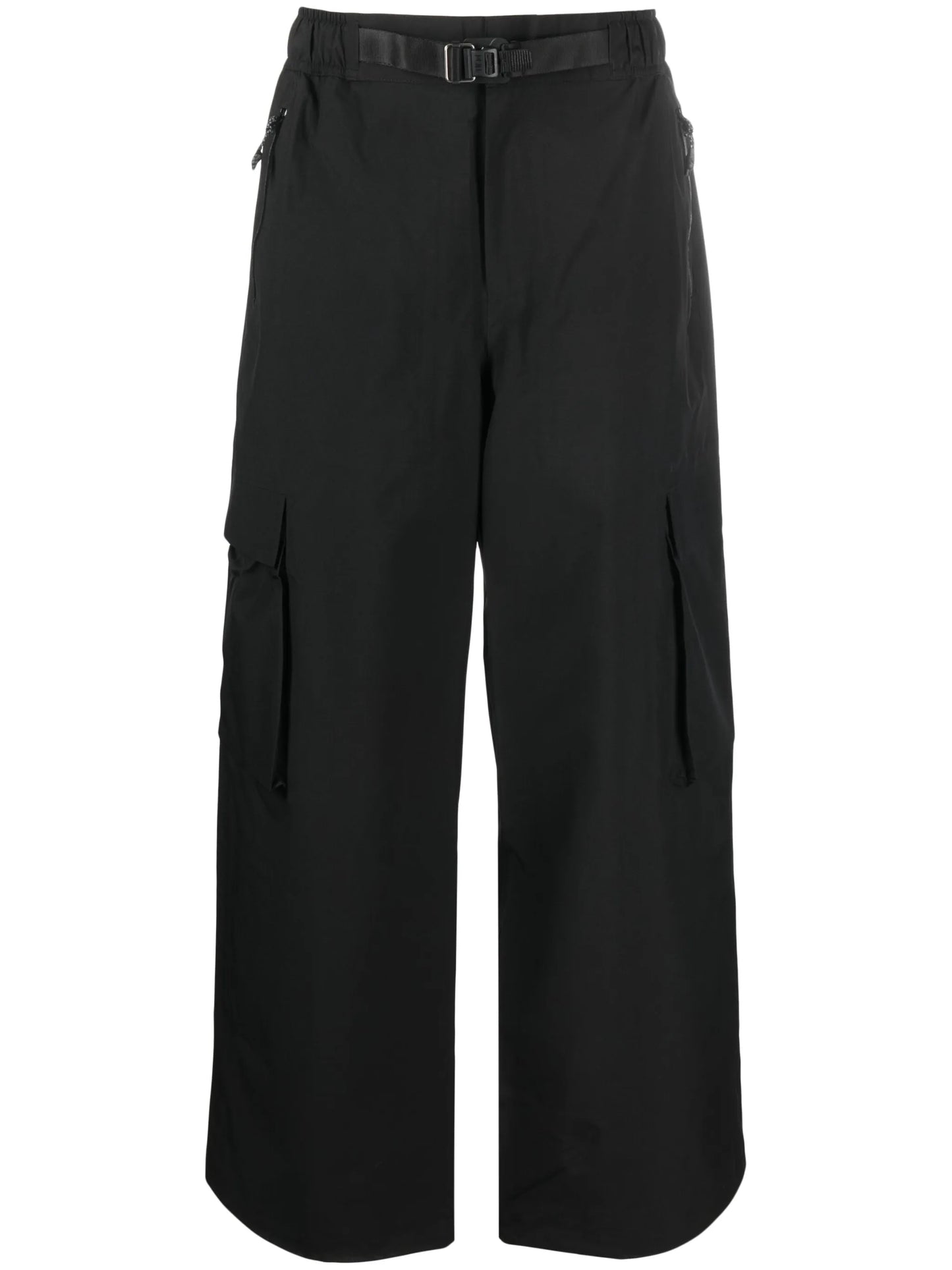 wide-leg cargo trousers