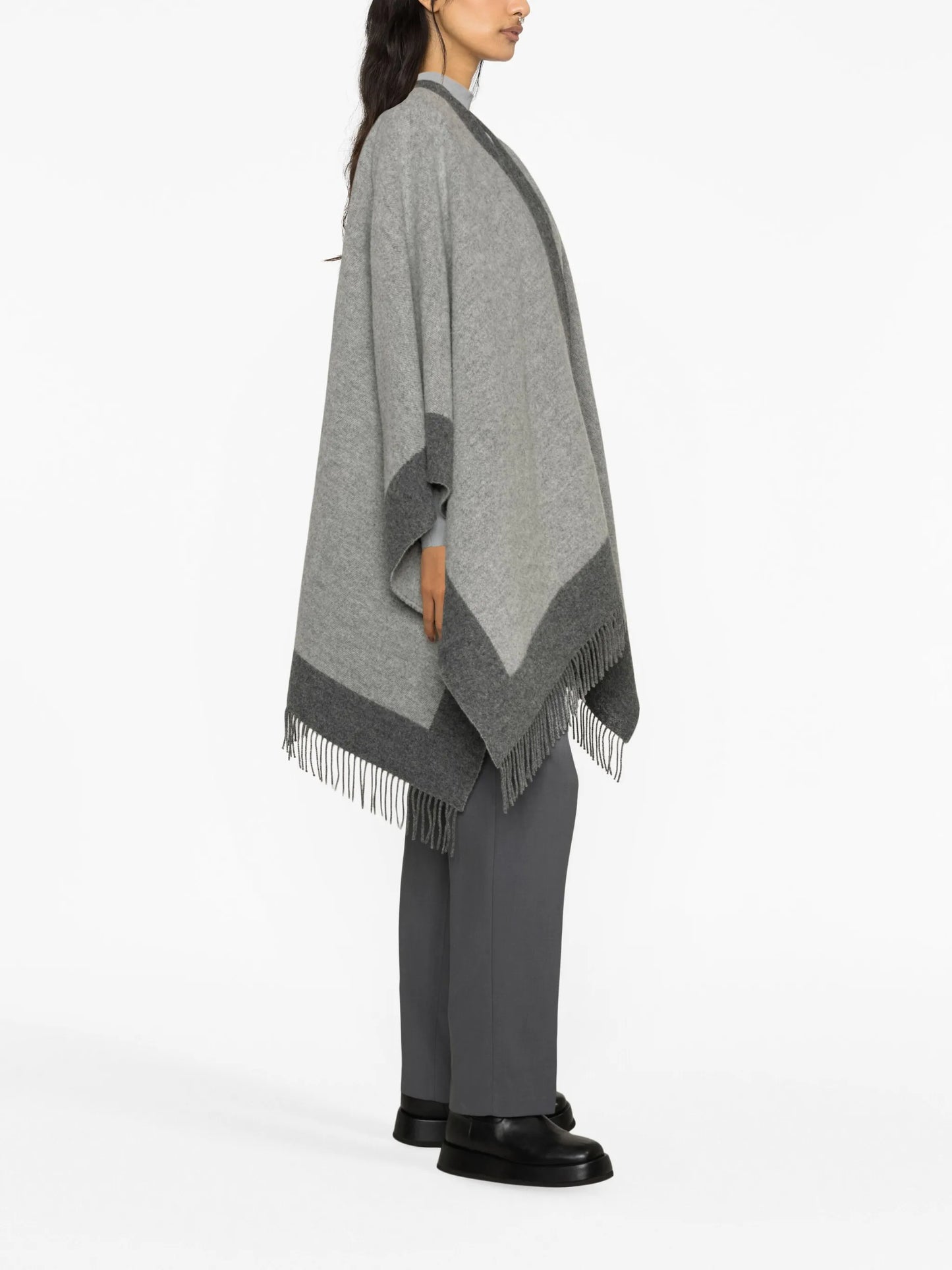 contrasting-border wool cape