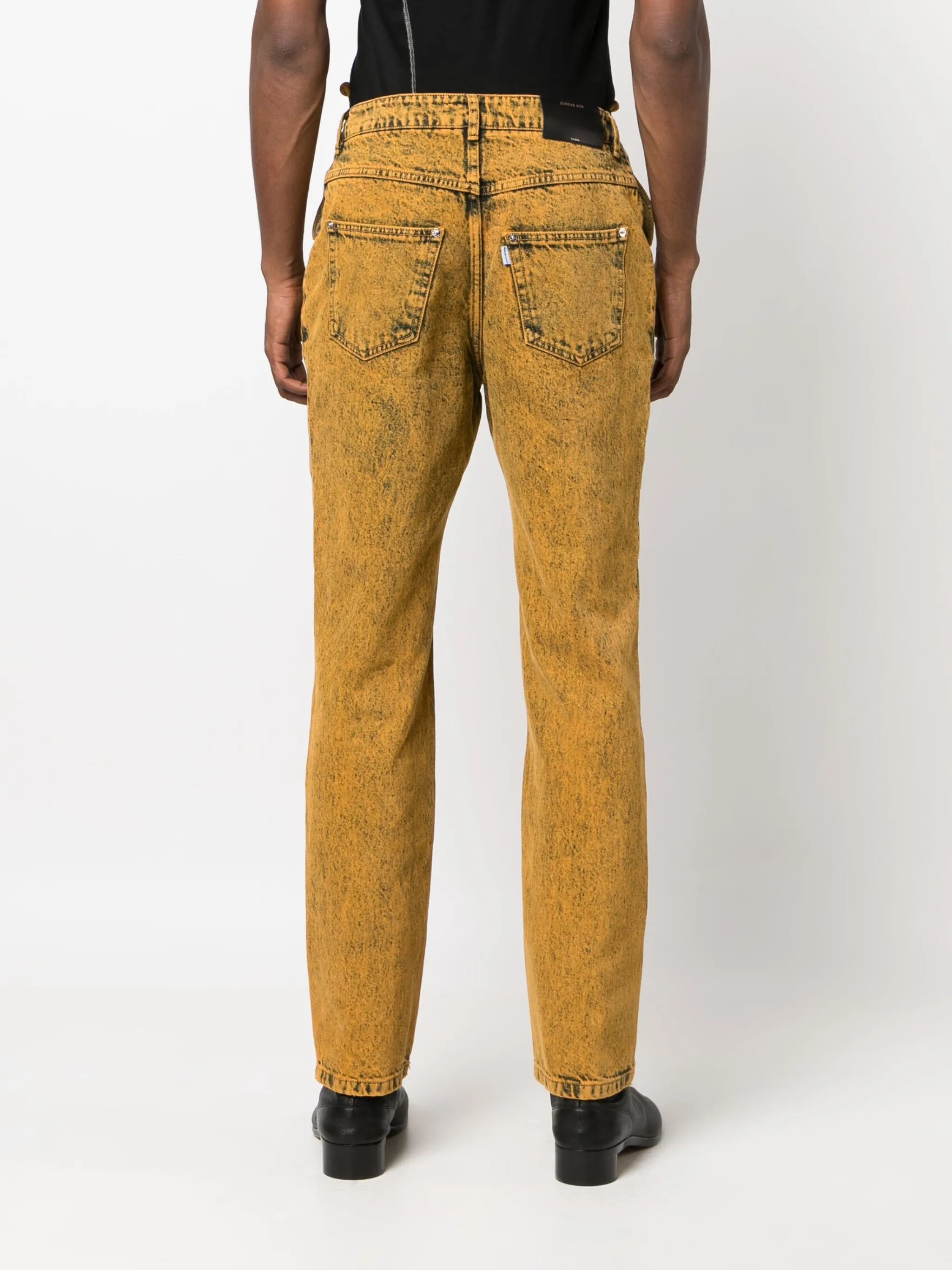 mid-rise straight-leg jeans