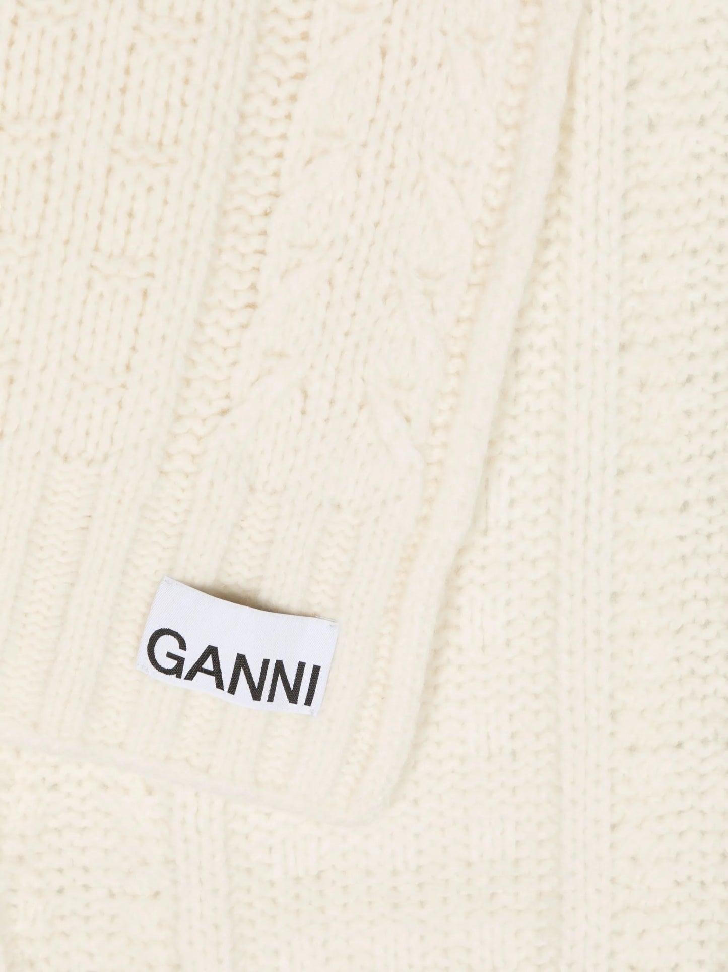 cable-knit rectangle scarf