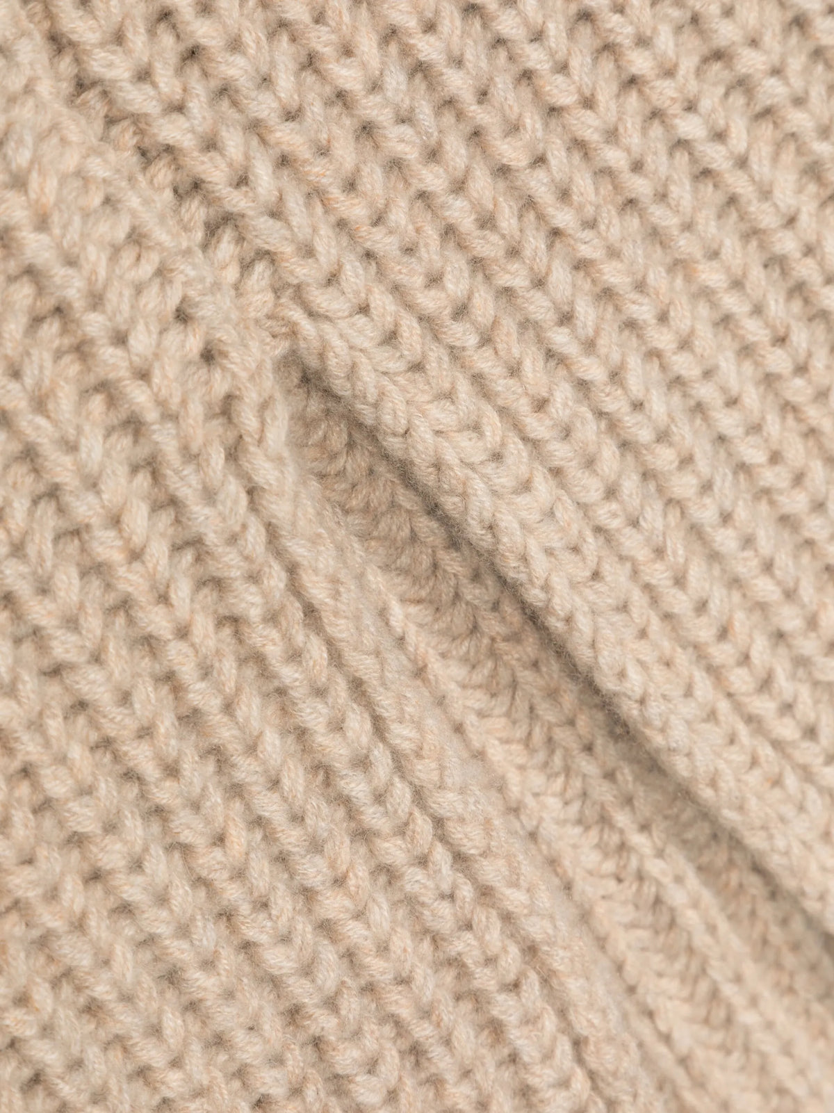 chunky cashmere knit snood