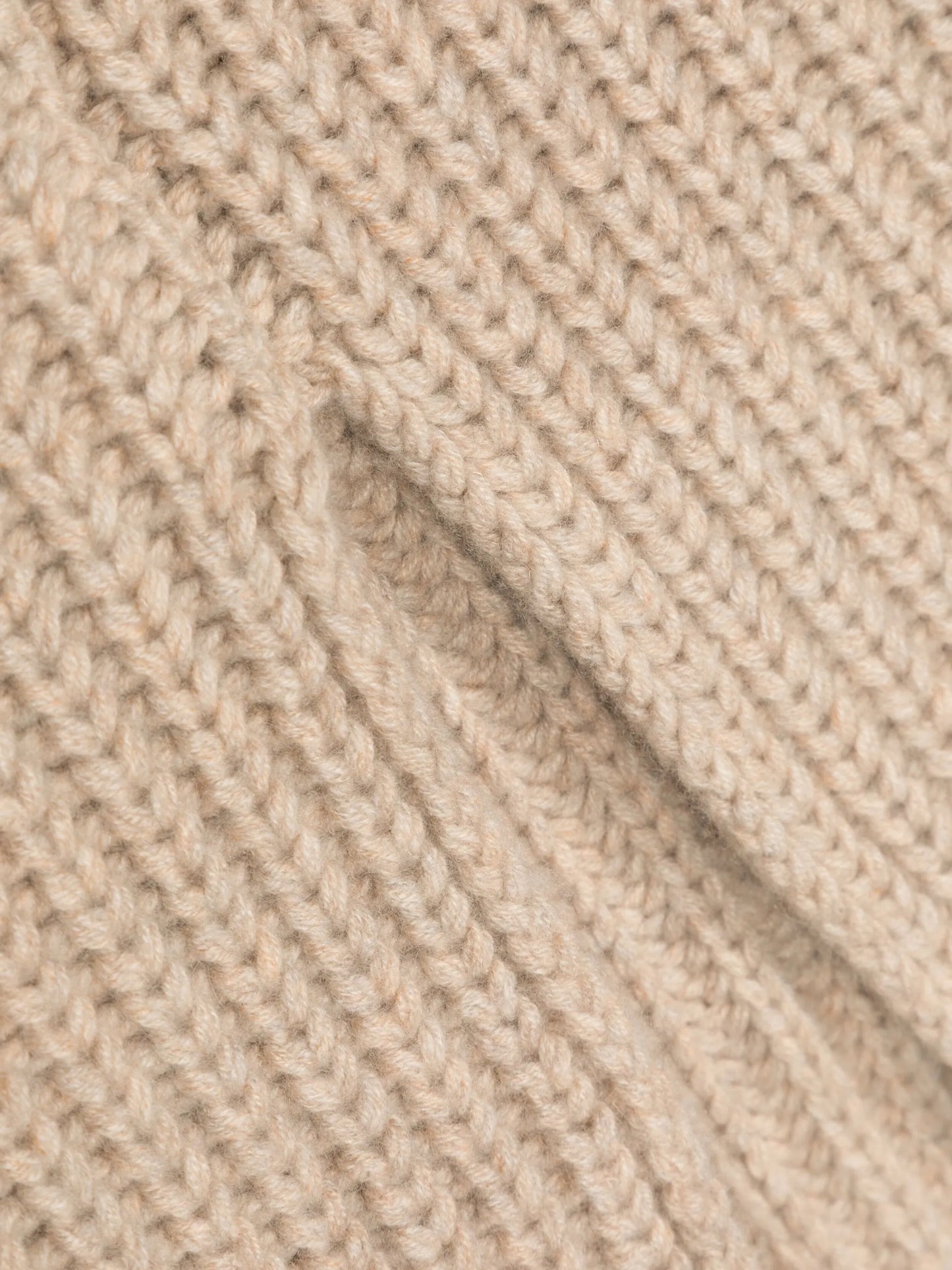 chunky cashmere knit snood