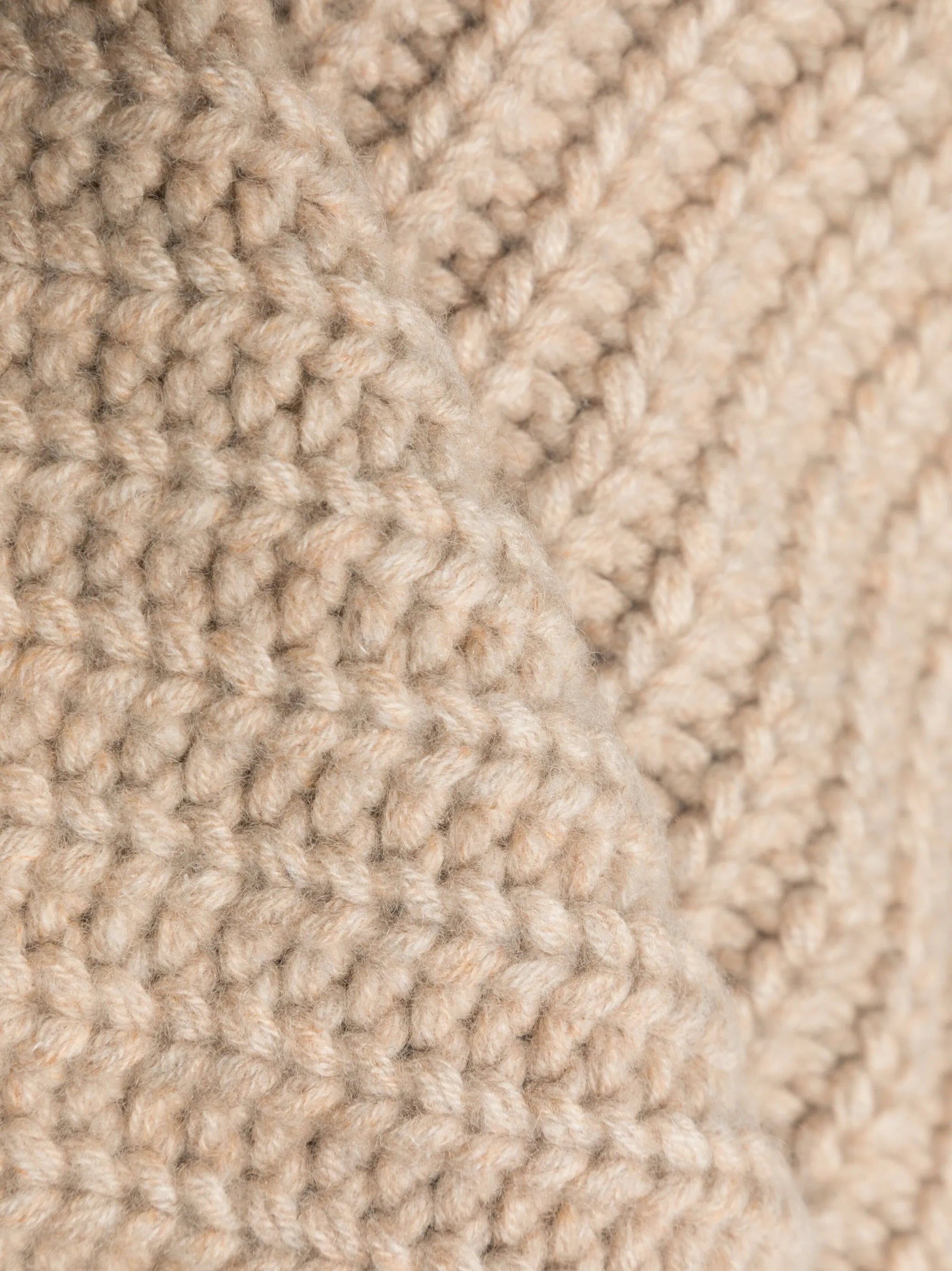 chunky cashmere knit snood